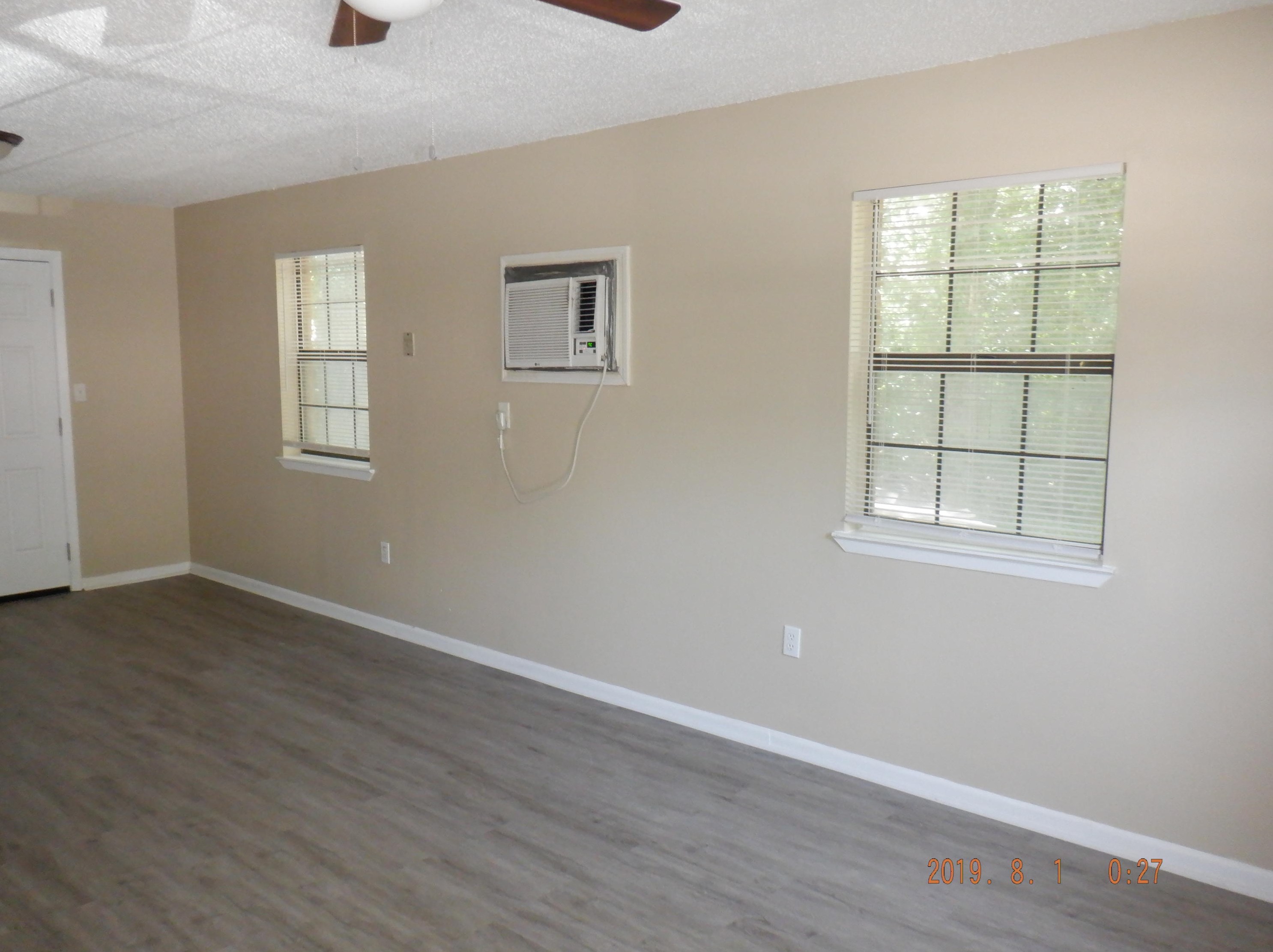 830 Cardinal St #4, Fort Walton Beach, FL 32547