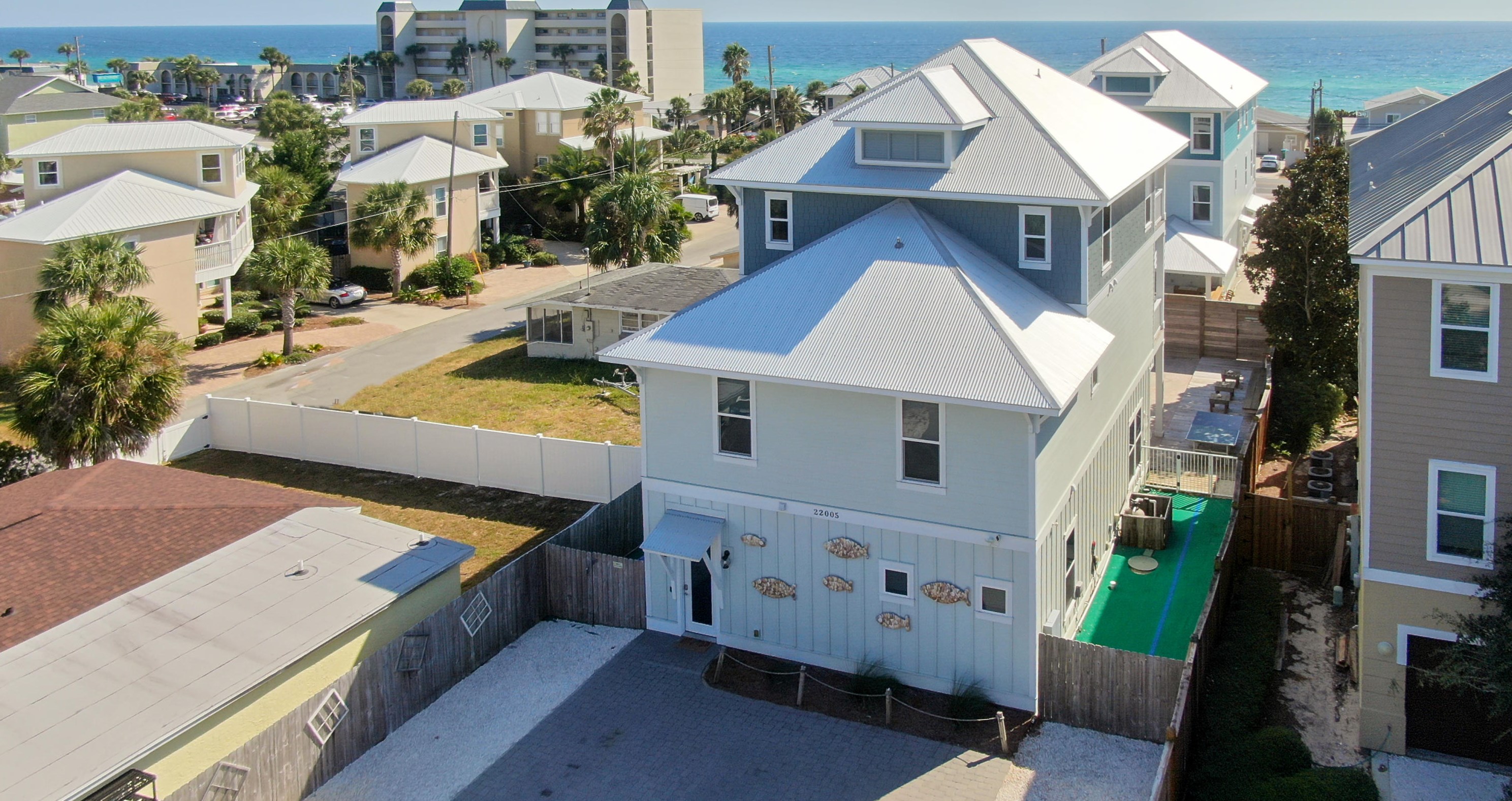 22005 Belgrade Ave, Panama City, FL 32413-1248