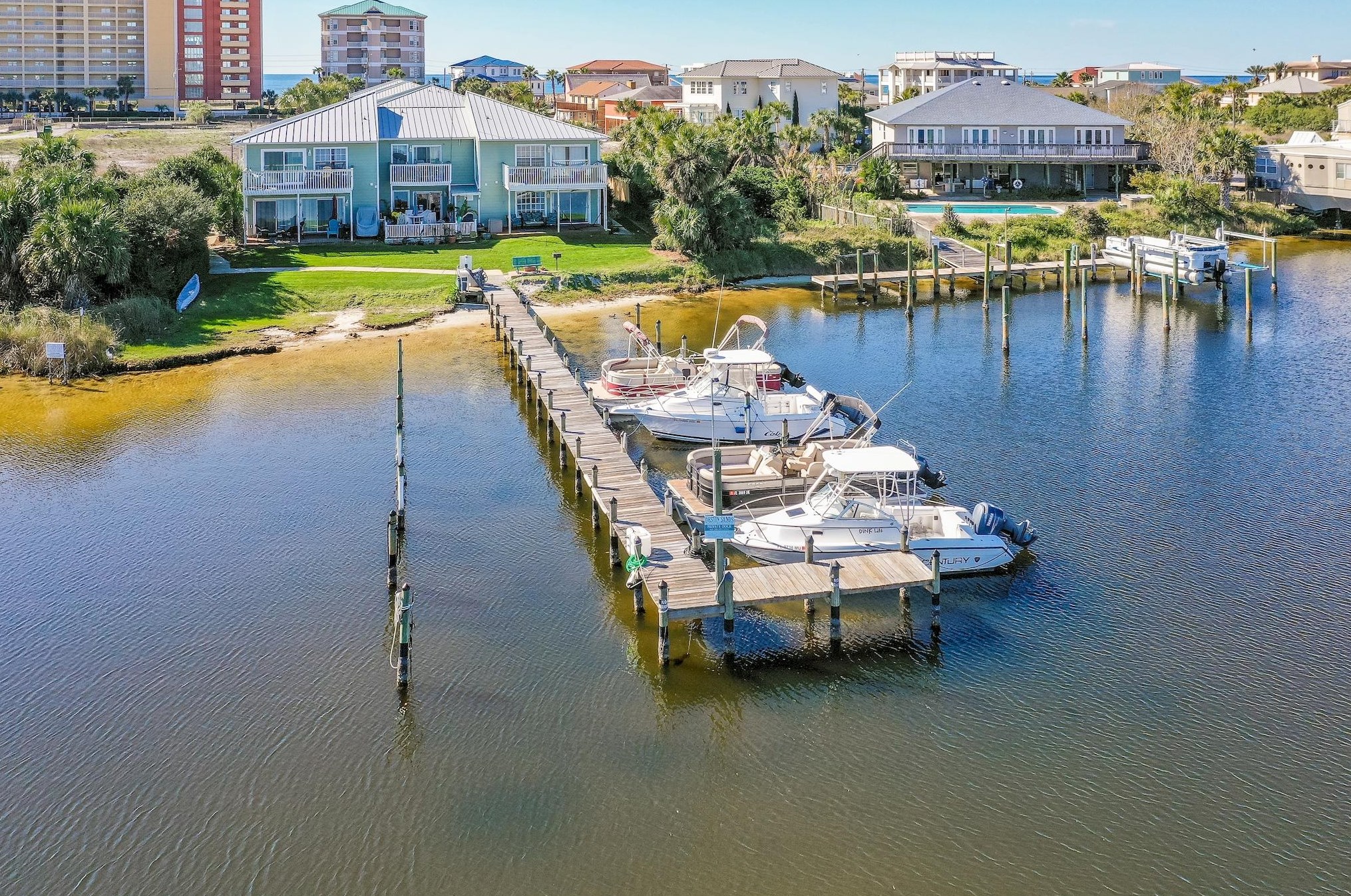 705 Gulf Shore Dr, Destin FL  32541-3220 exterior