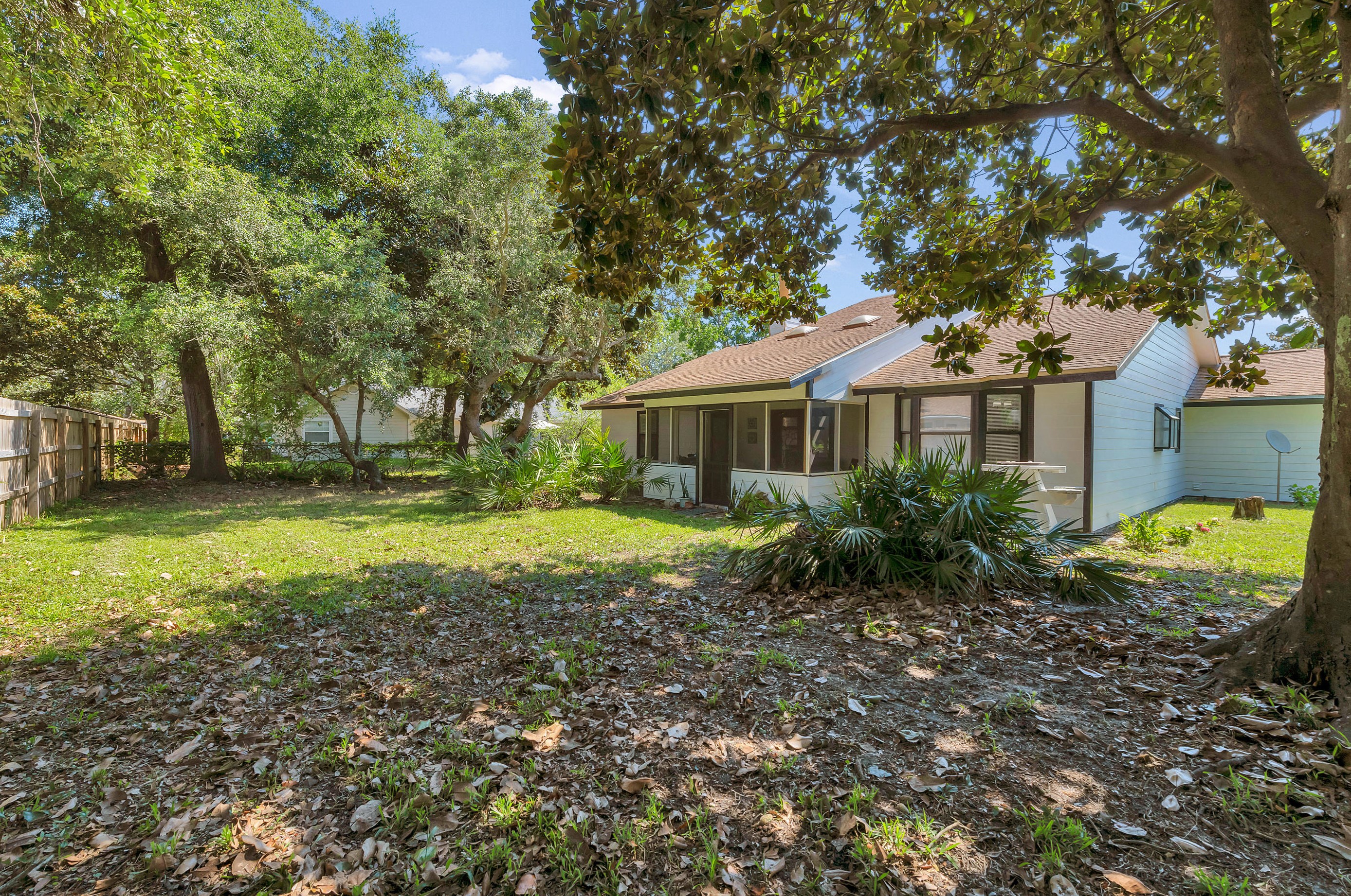 411 Juniper St, Destin FL 32541-2611 exterior