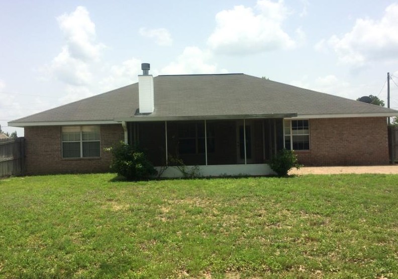 2229 Titanium Dr, Crestview, FL 32536-6408