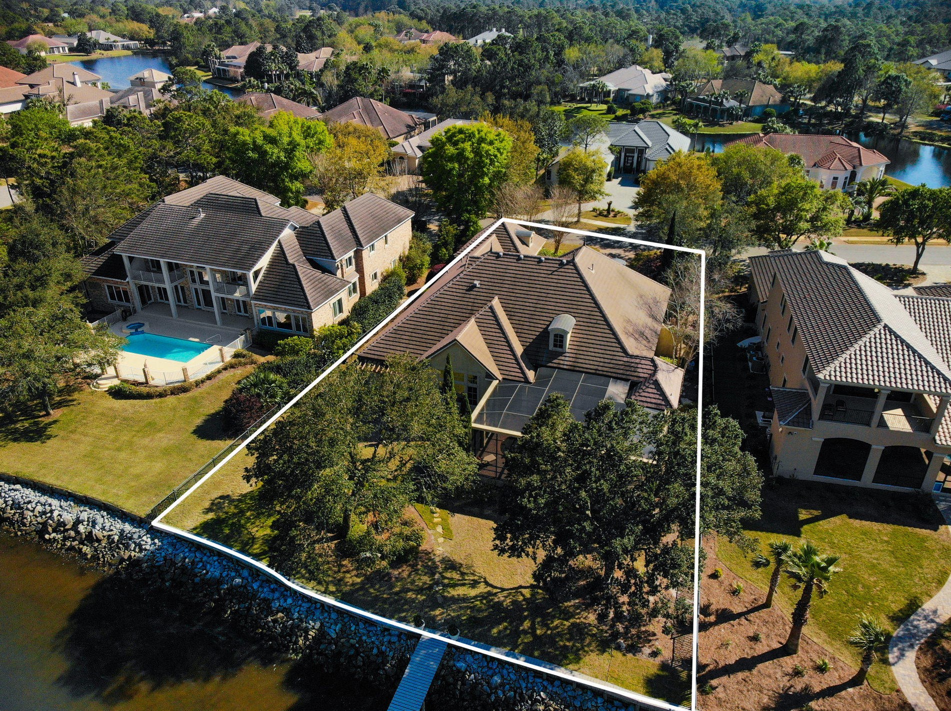 460 Captains Cir, Destin FL 32541-5307 exterior