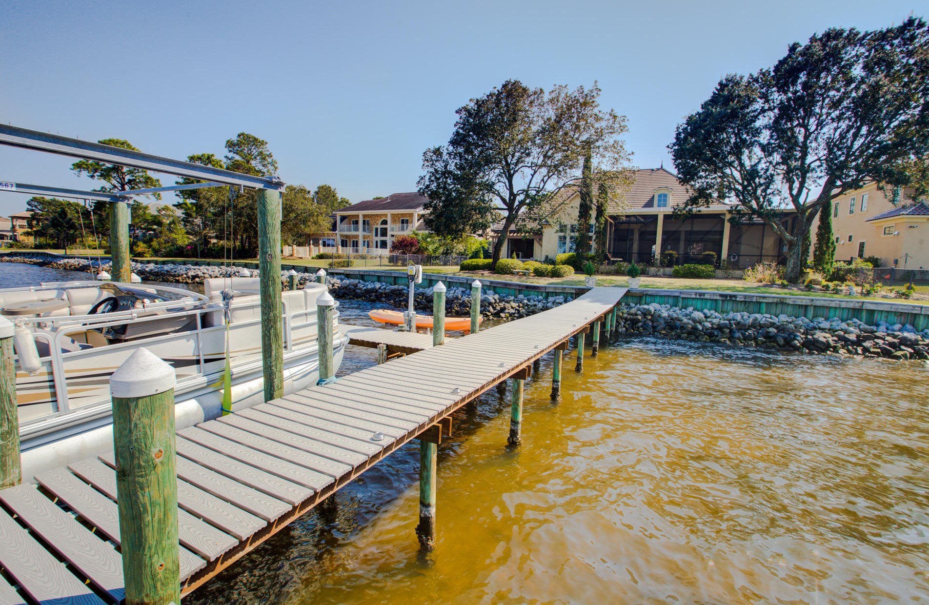 460 Captains Cir, Destin FL 32541-5307 exterior