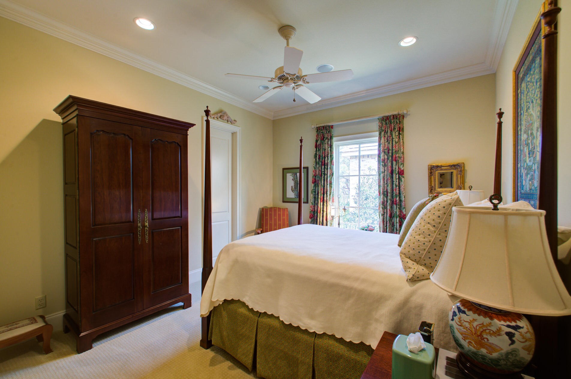 460 Captains Cir, Destin FL 32541-5307 exterior