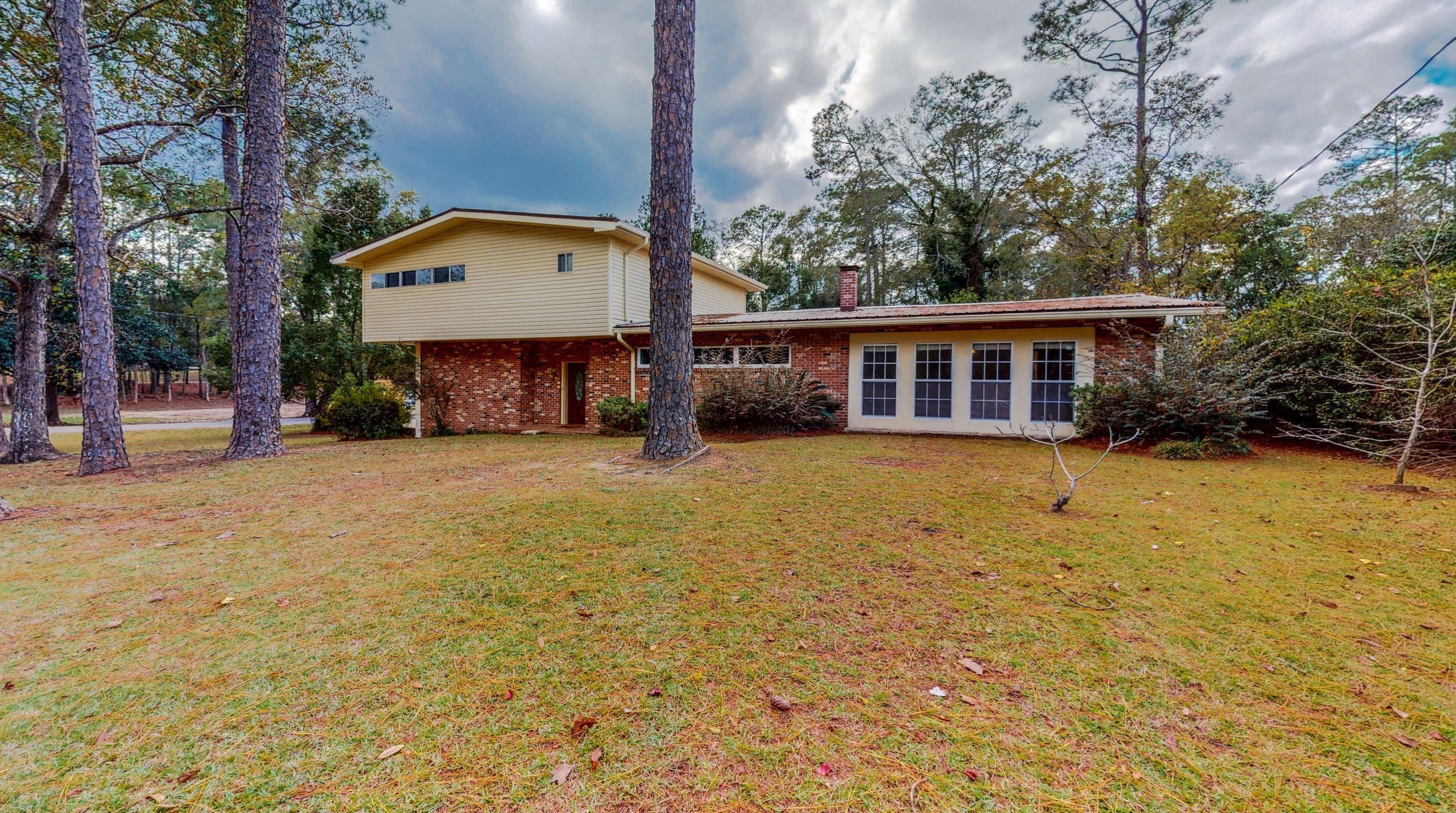 905 Mcgee Rd, Bonifay, FL 32425