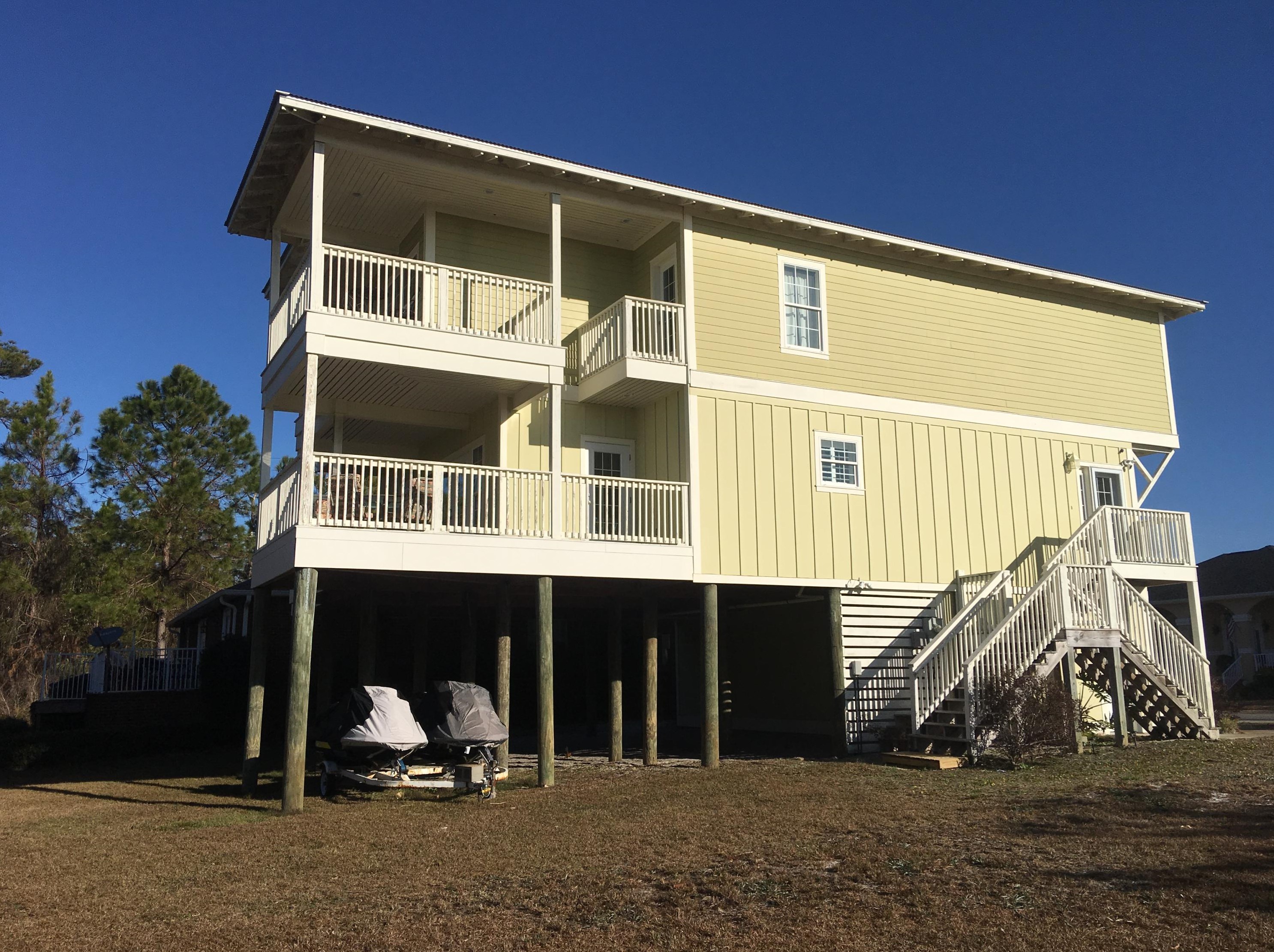 570 Radiant Cir, Mary Esther, FL 32569-3423