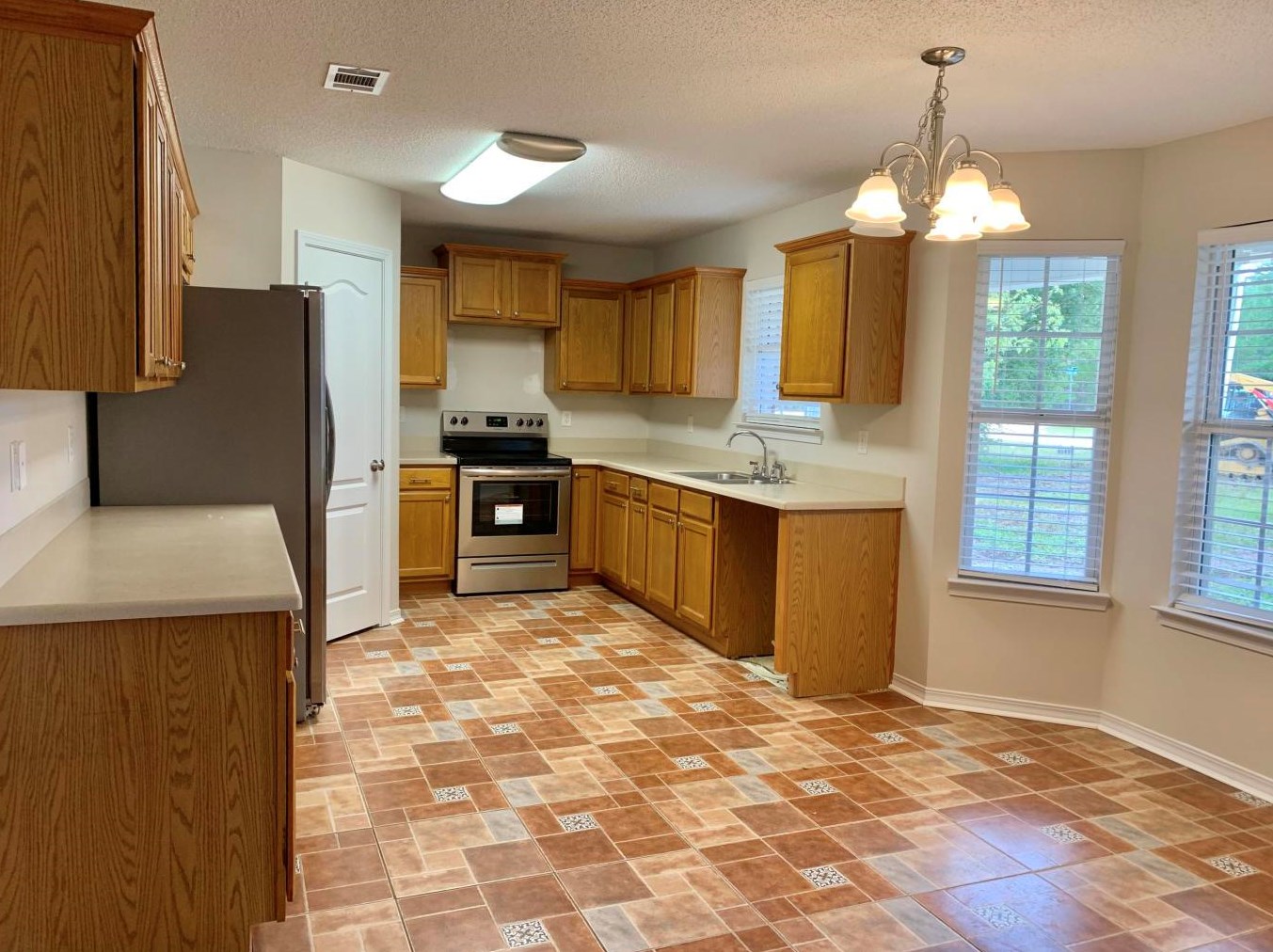 5185 Azalea Ave, Crestview, FL 32539-5800