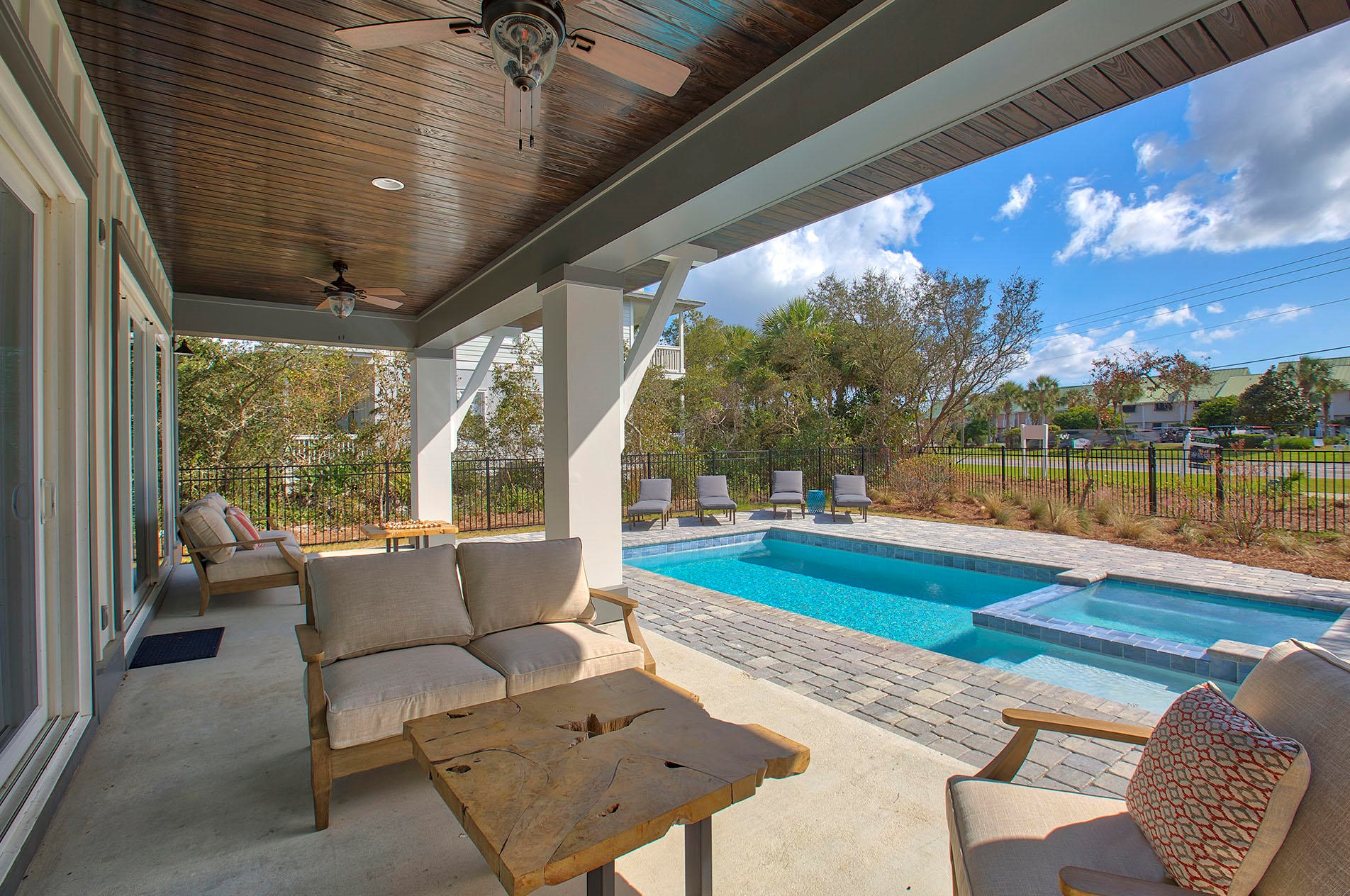 102 Overlook Cir, Destin, FL 32550-4189