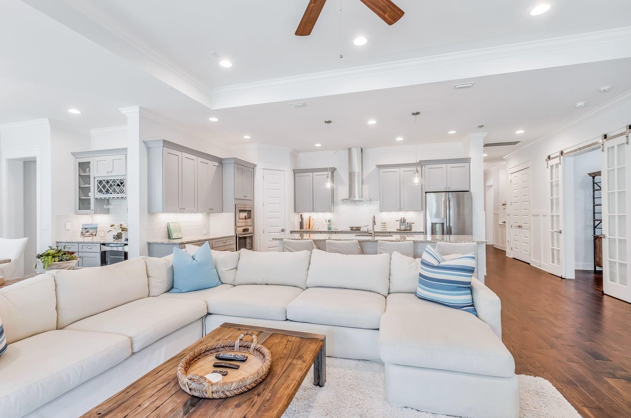 245 Seacrest Dr, Panama City FL 32461-7047 exterior