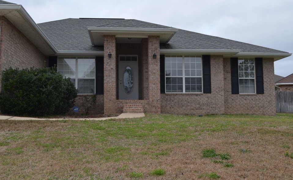 225 Raptor Dr, Crestview, FL 32536-5298