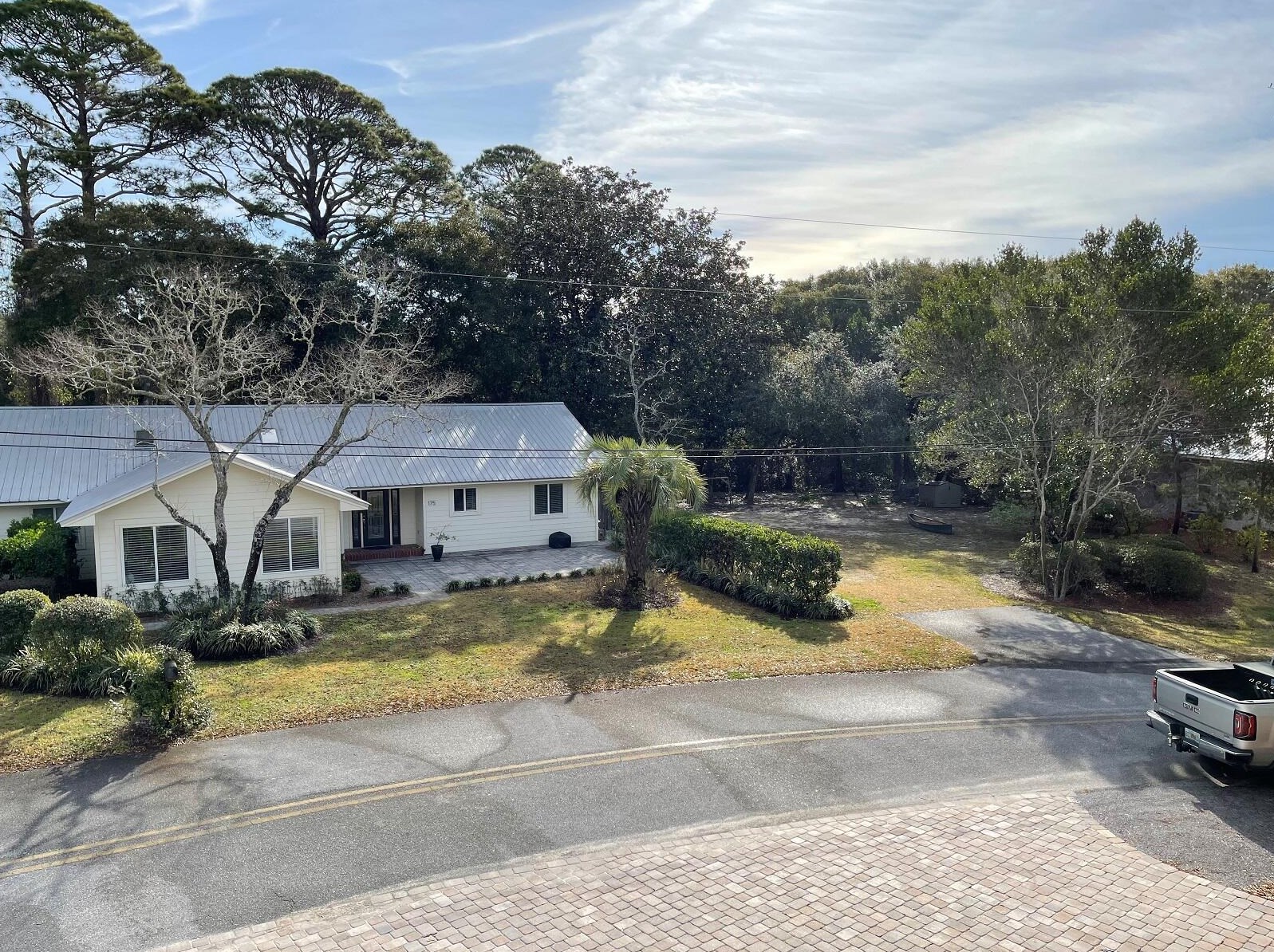 175 Sunrise Cir, Santa Rosa Beach, FL 32459-4343