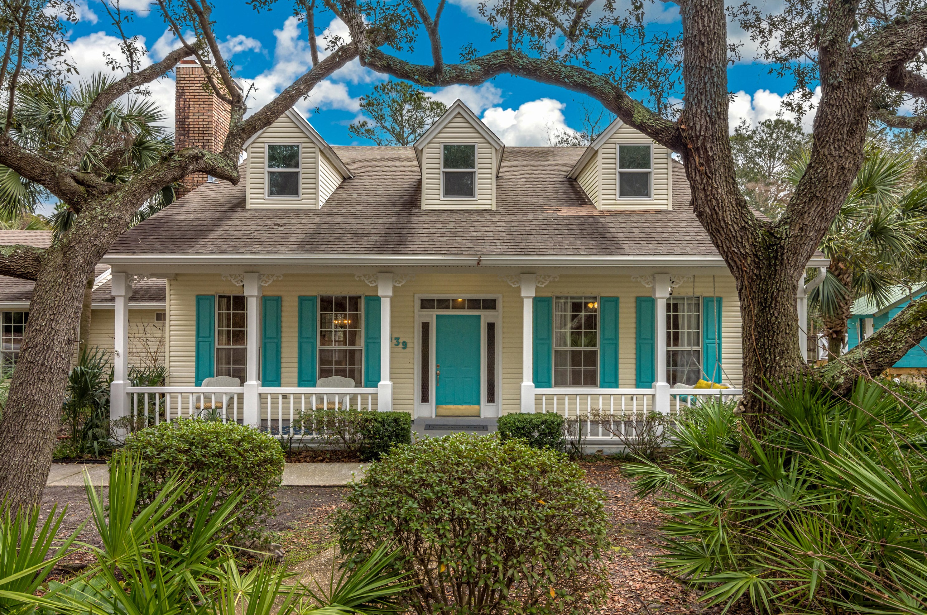 439 Rankin Rd, Mary Esther, FL 32569-1583