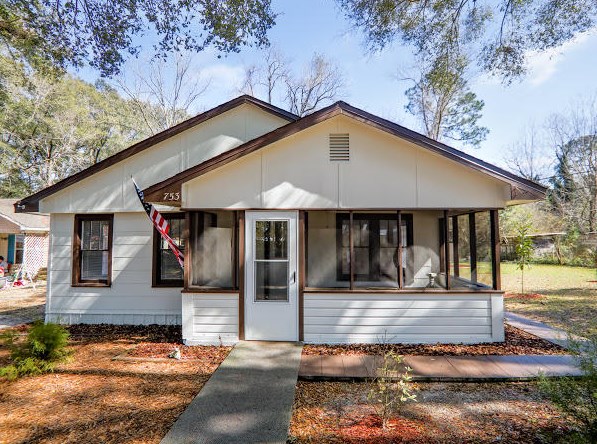 753 Barrow St, Crestview, FL 32539-2817