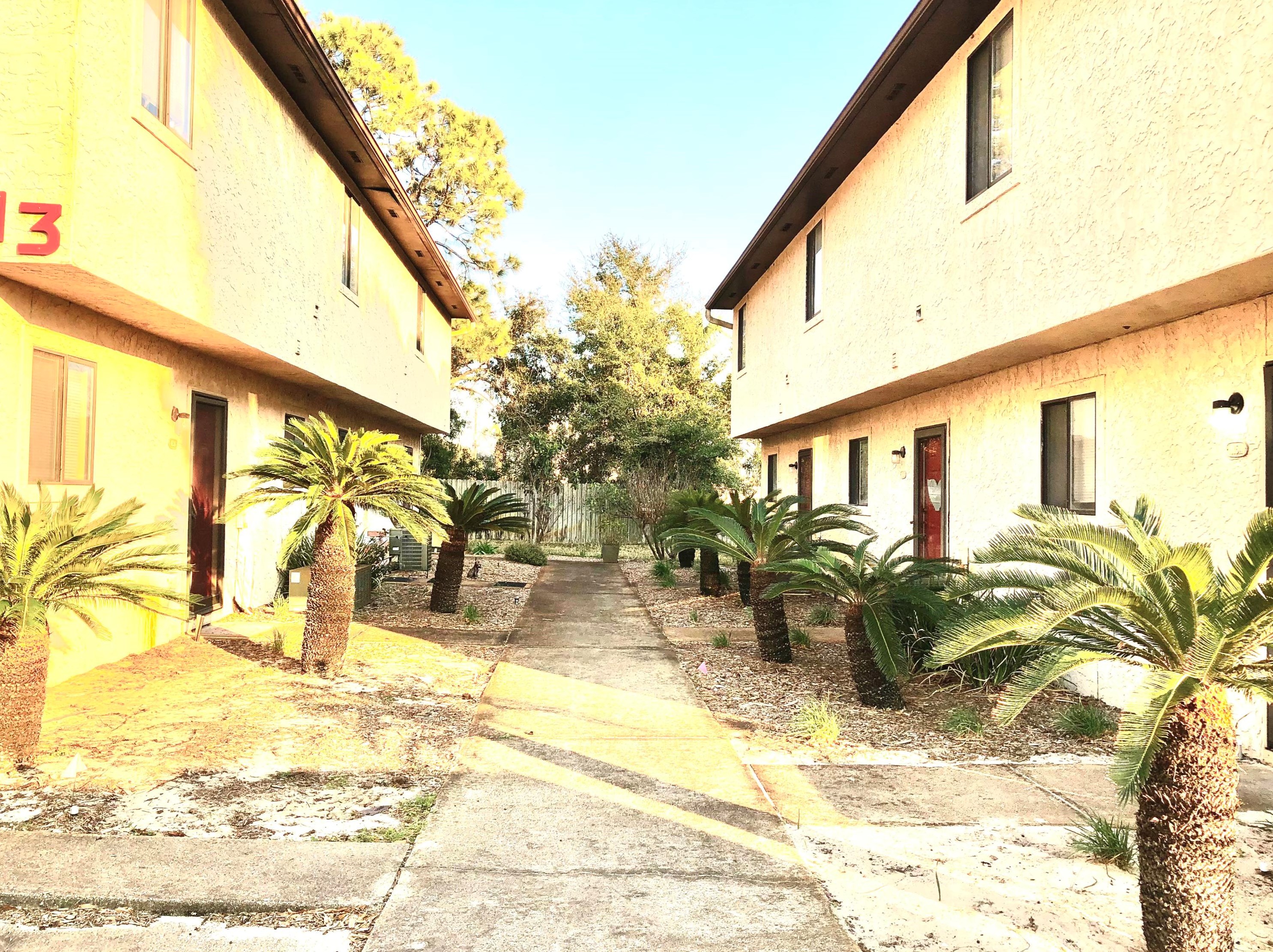 115 Cedar Ave, Fort Walton Beach, FL 32548-6625