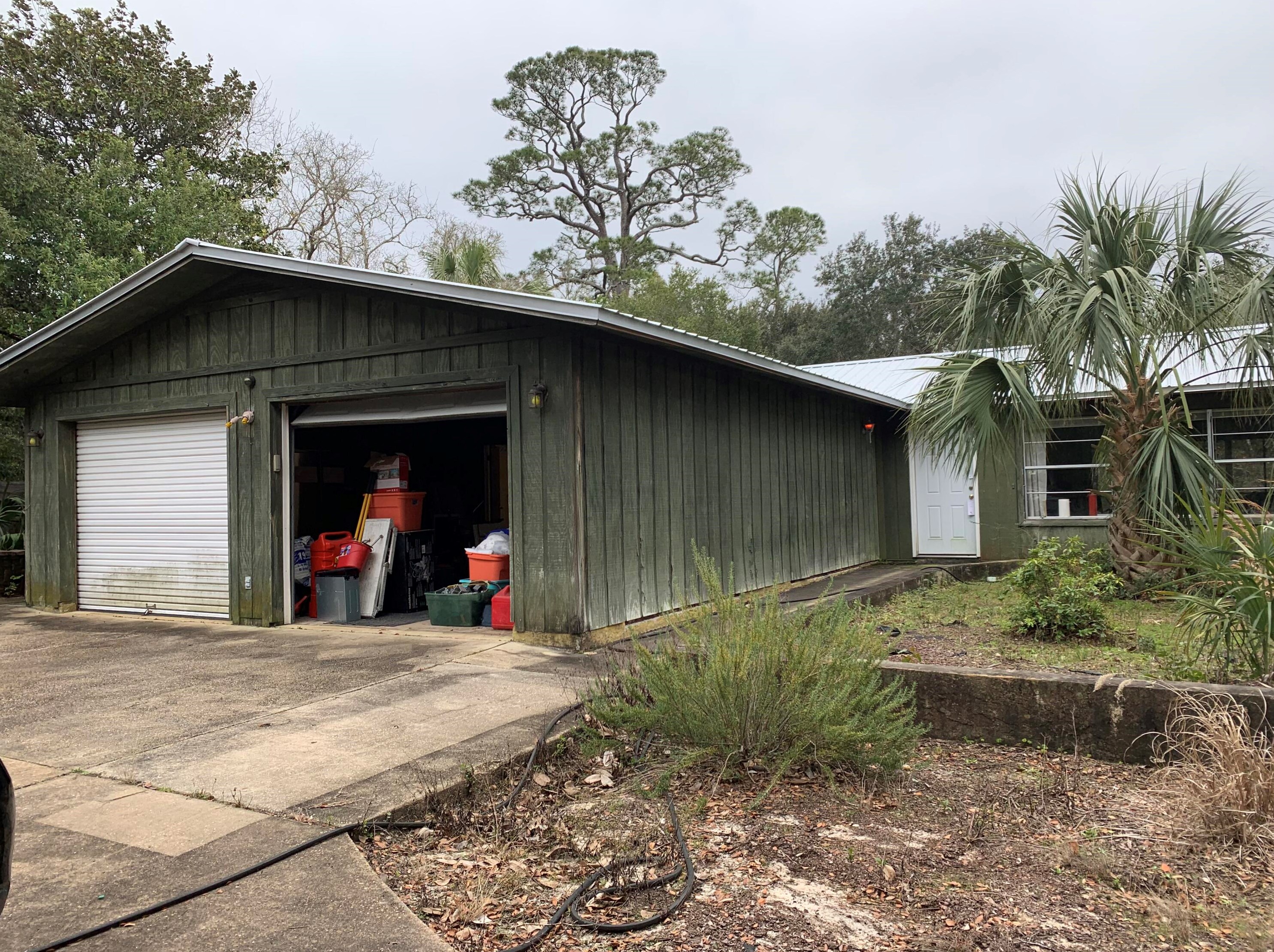 745 Miracle Strip Pkwy, Mary Esther, FL 32569-1841