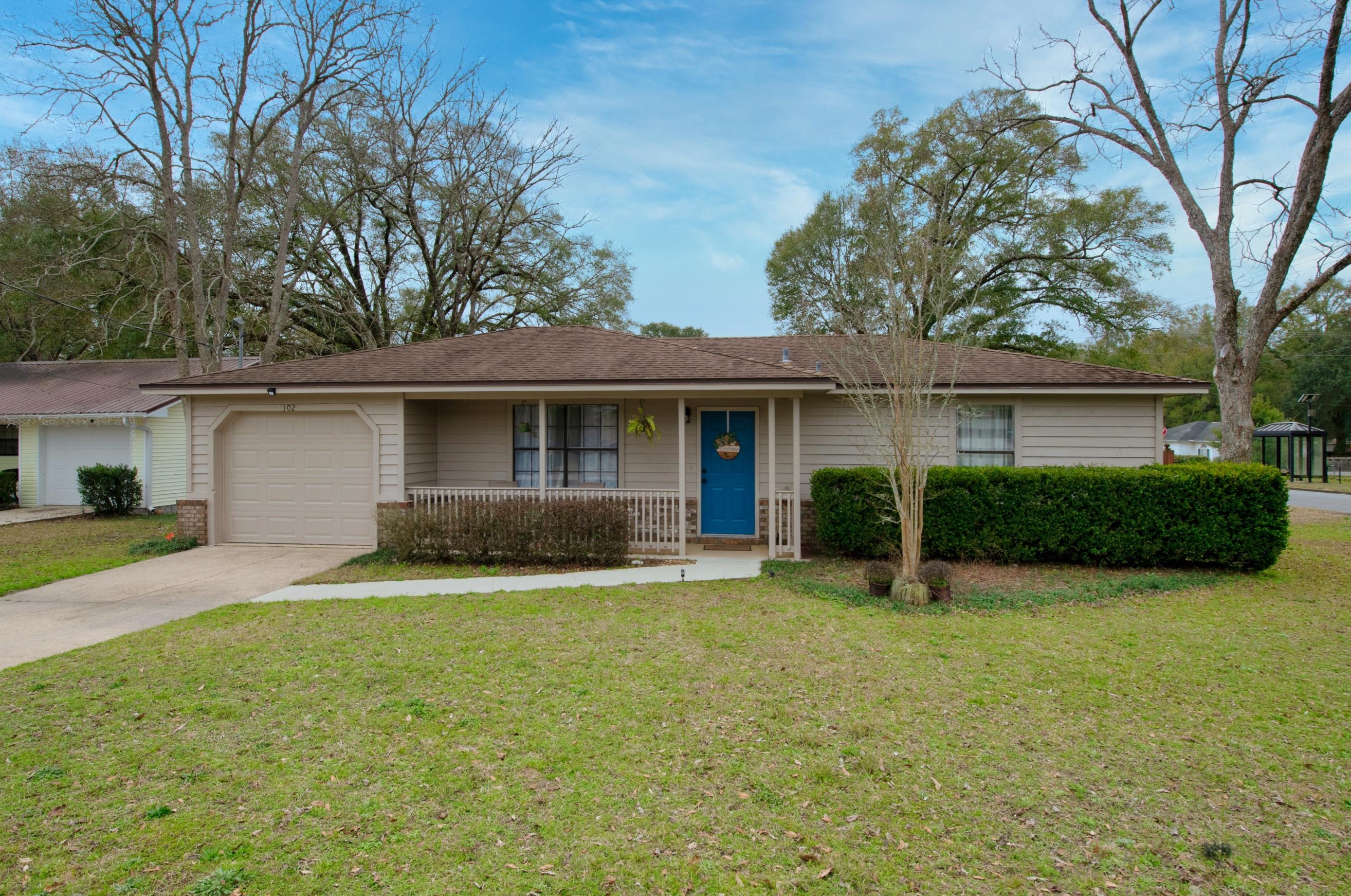 102 Jamie Ct, Crestview, FL 32539-2226