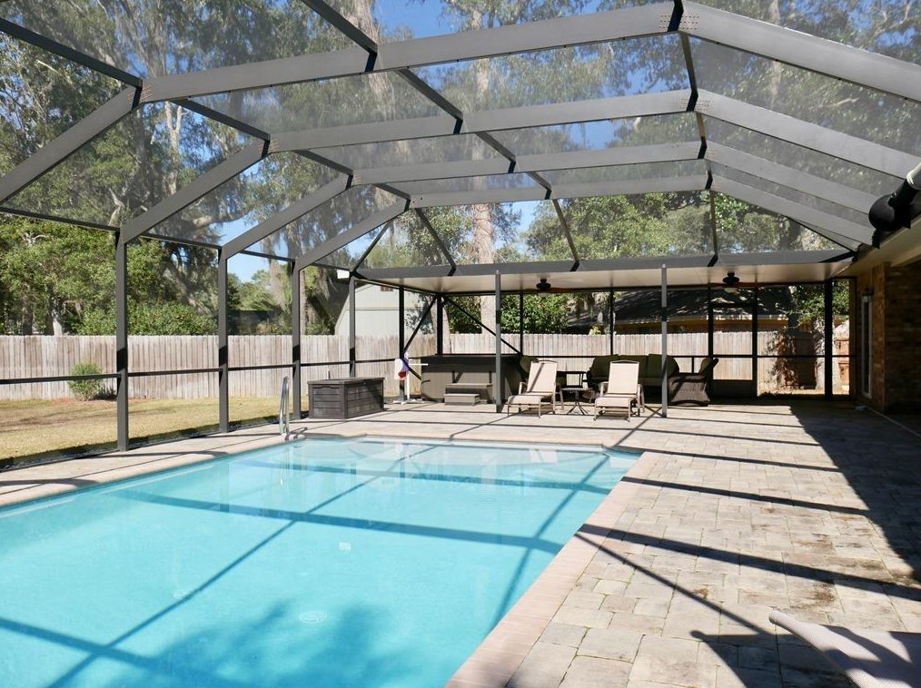 912 Lido Cir, Niceville, FL 32578-4403