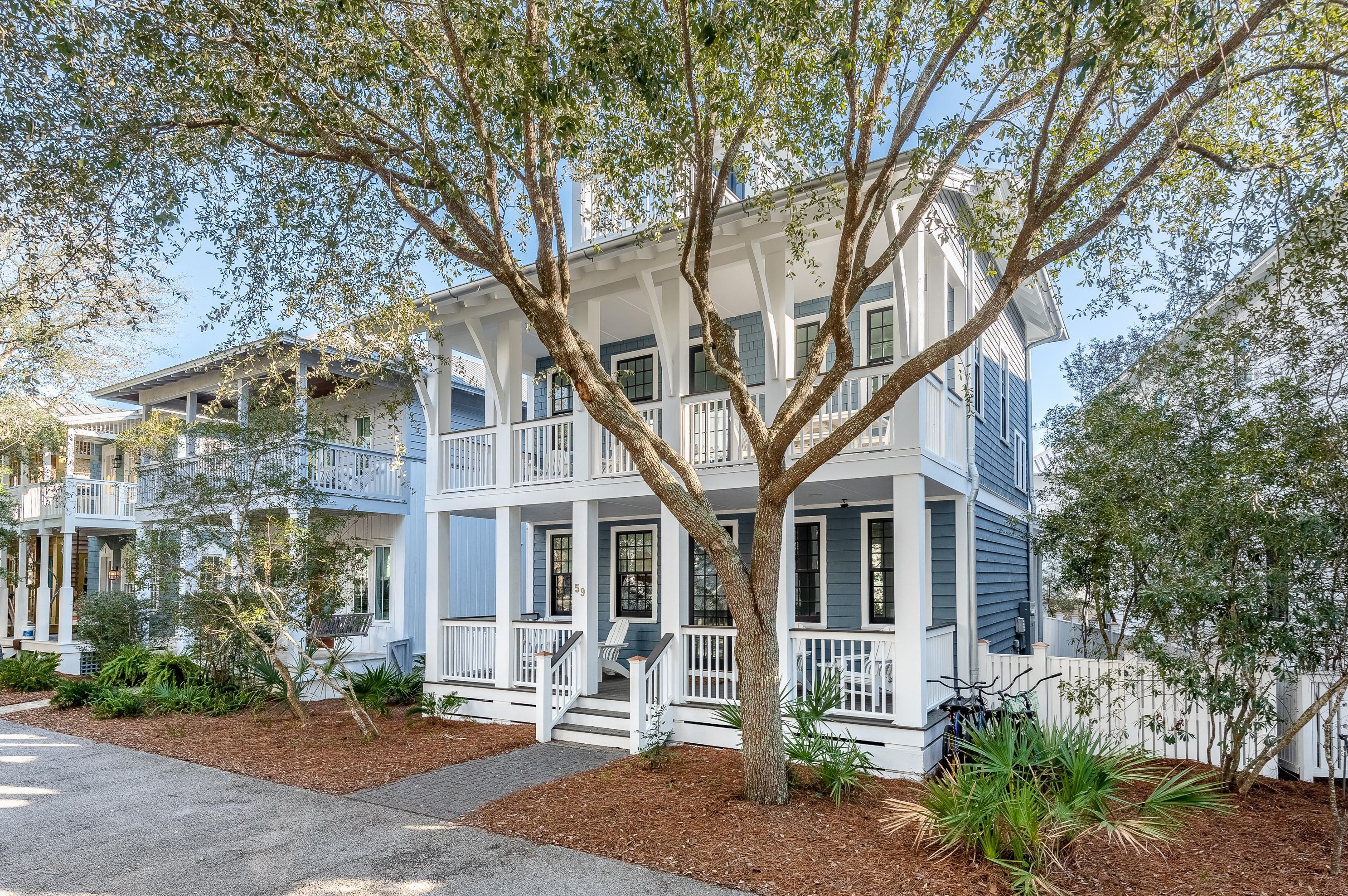 59 Water St, Panama City, FL 32413-6106