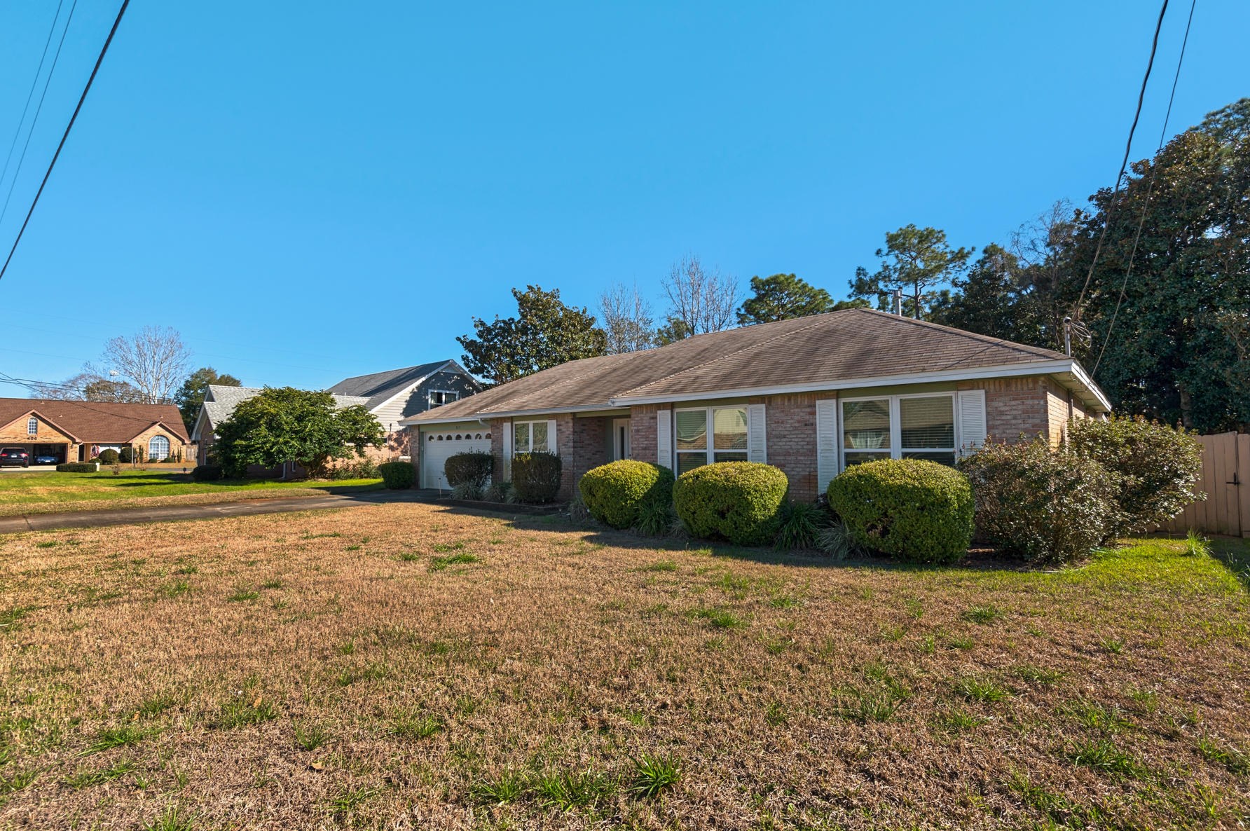 503 Timberlake Dr, Mary Esther, FL 32569-2273