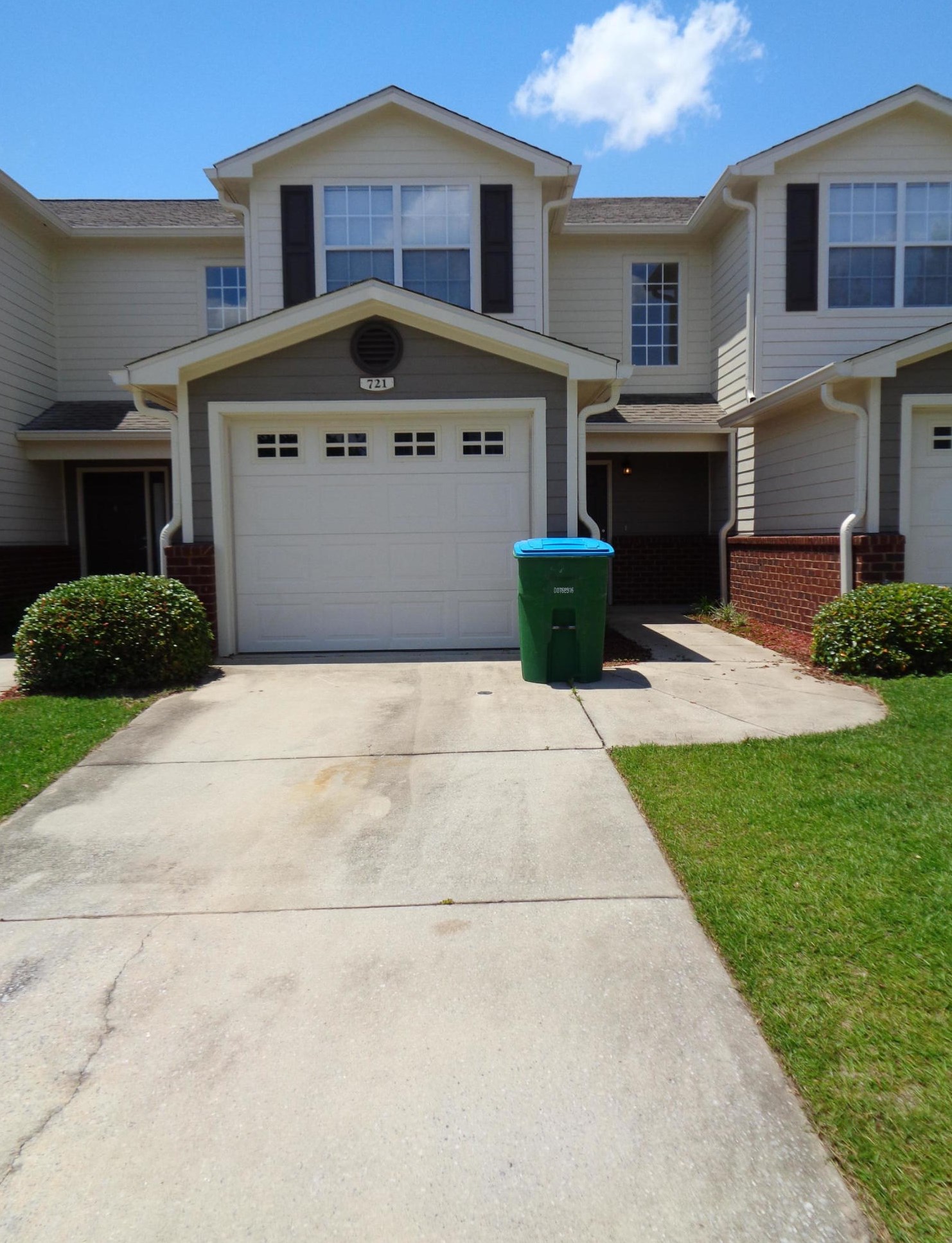 721 Majestic Dr, Crestview, FL 32536-2254
