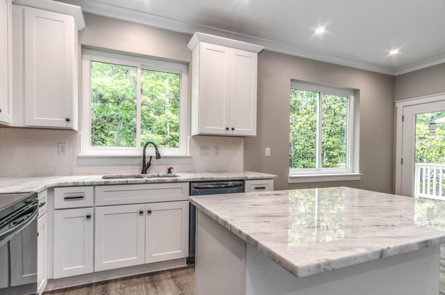 4067 11th St, Niceville, FL 32578-3674