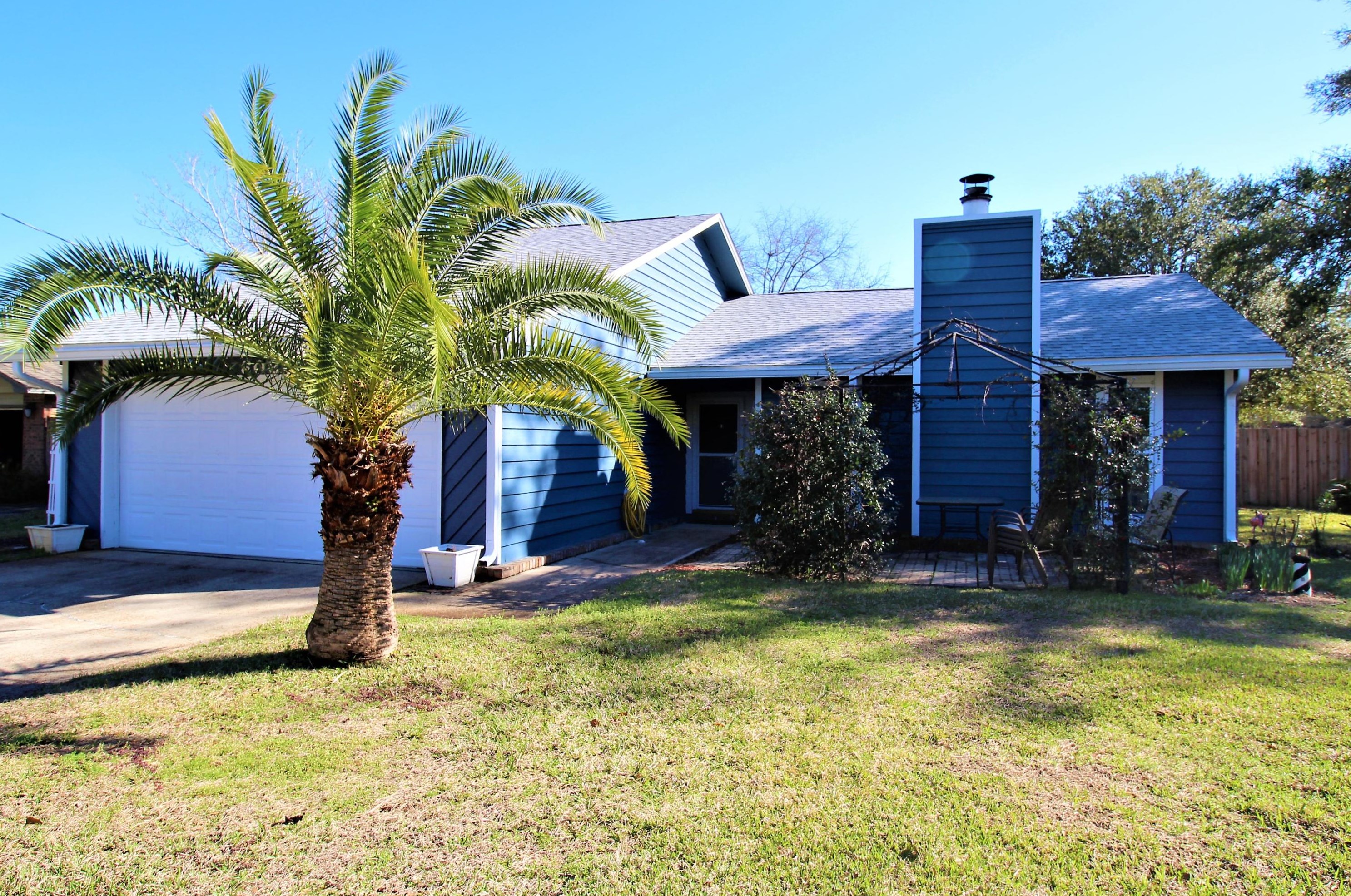 602 Pinecone Cv, Niceville, FL 32578-3704