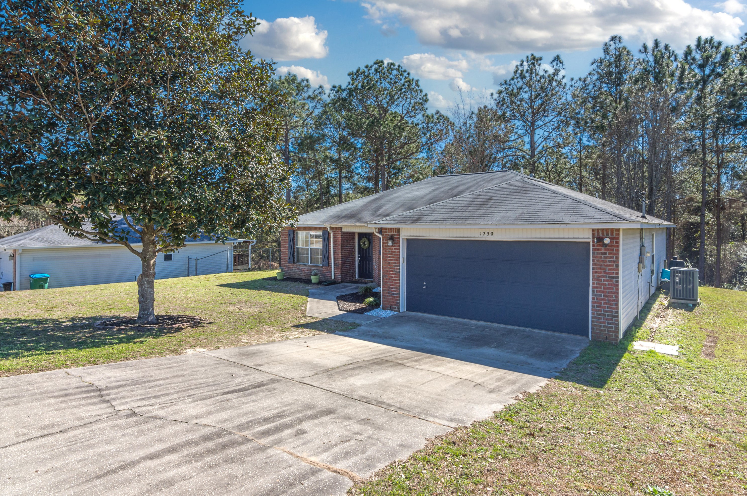 1230 Ego Dr, Crestview, FL 32536-4280