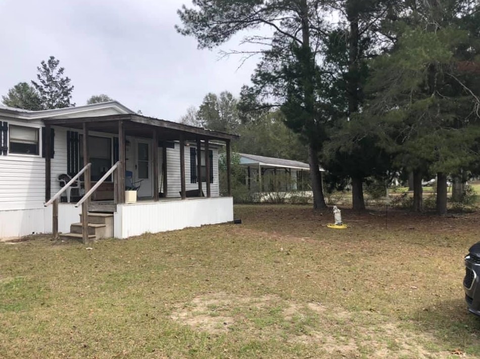 240 Vanderheide Rd, Defuniak Springs, FL 32433