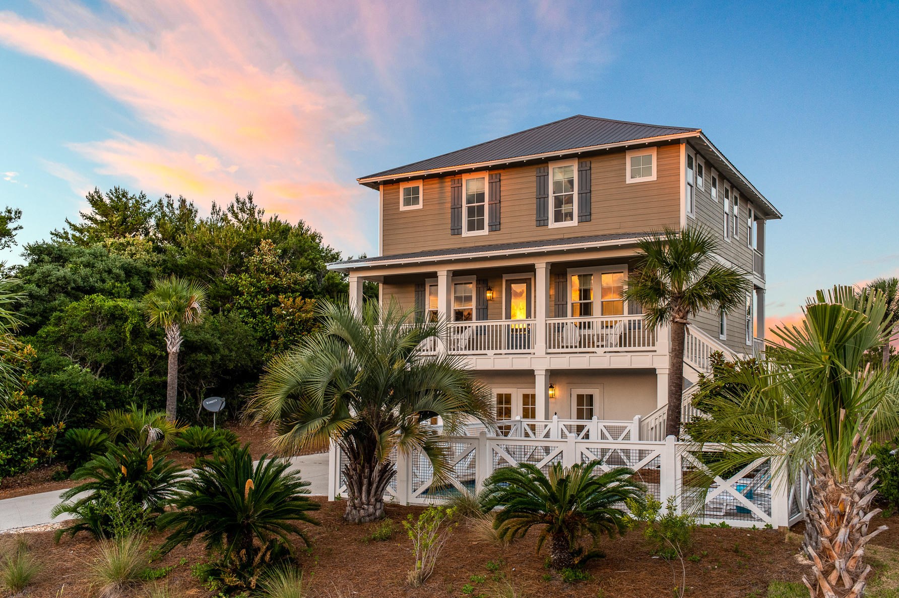52 Hilltop Dr, Santa Rosa Beach, FL 32459-8618