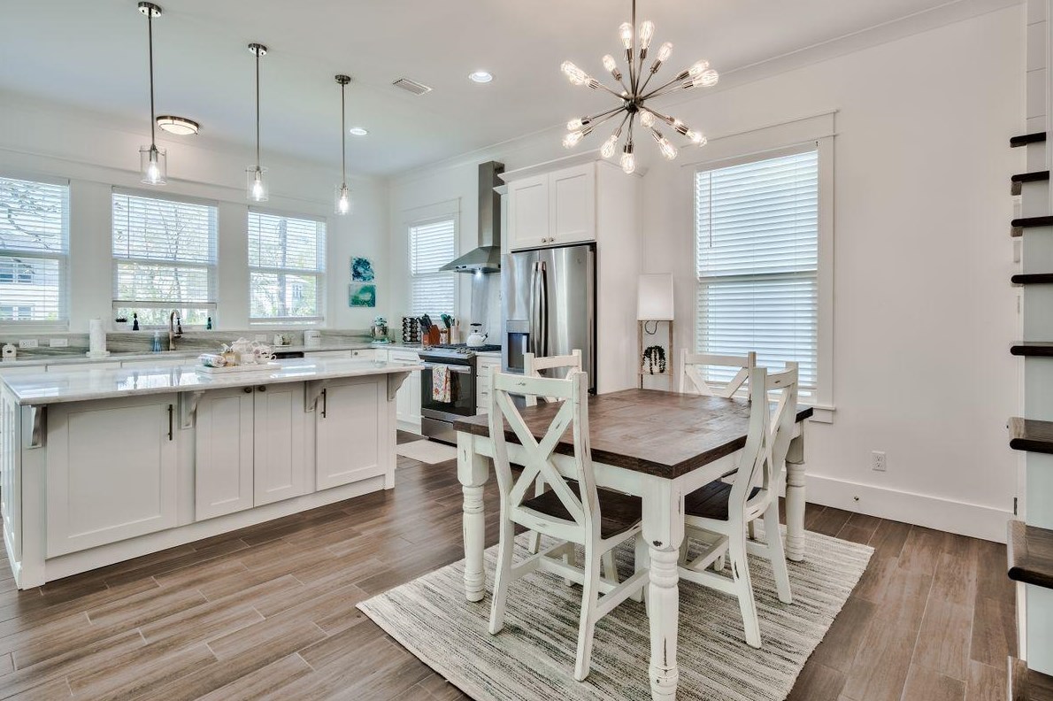 47 Beacon Point Dr, Santa Rosa Beach, FL 32459-2600