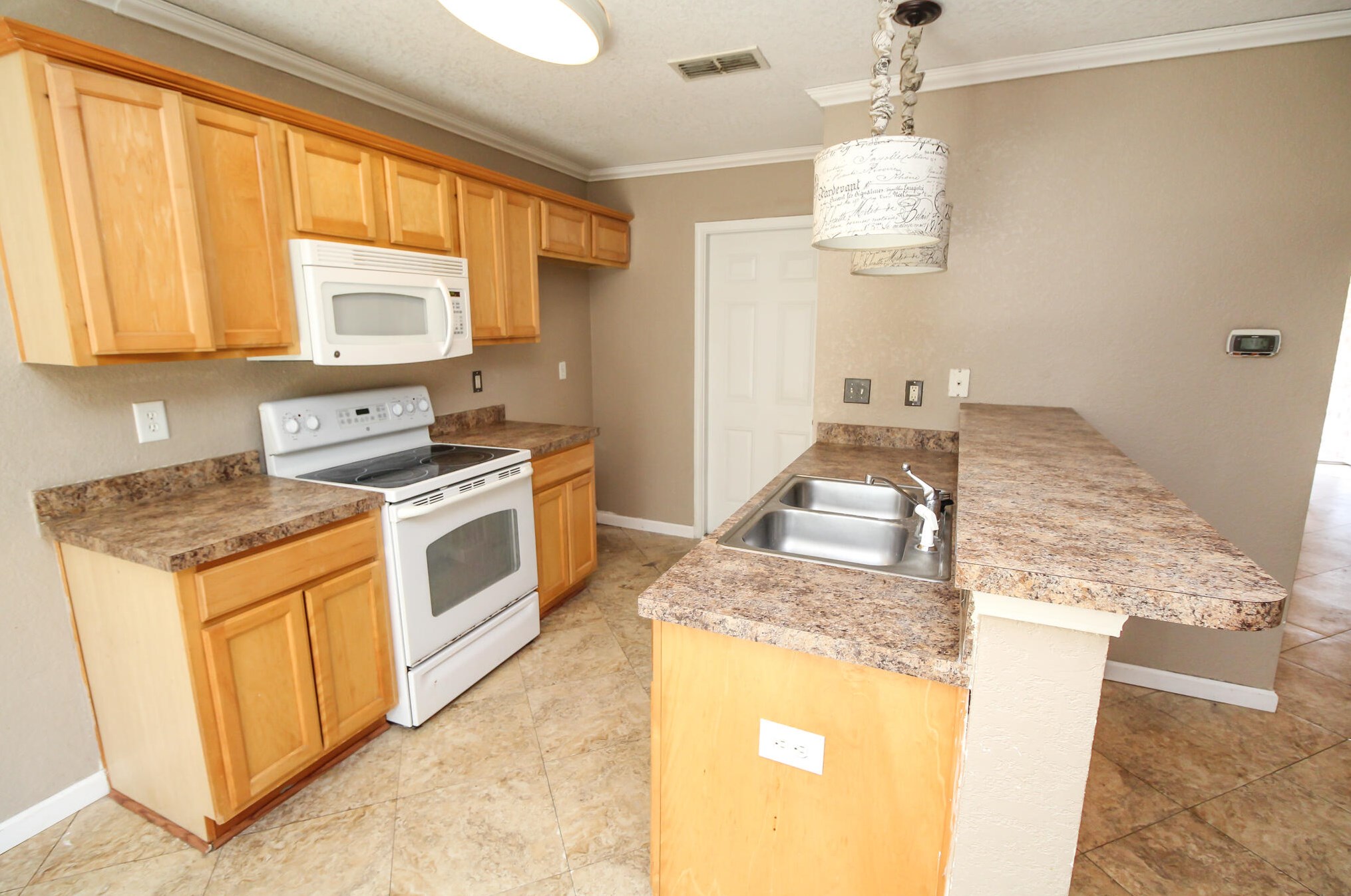266 Limestone Cir, Crestview, FL 32539-5794