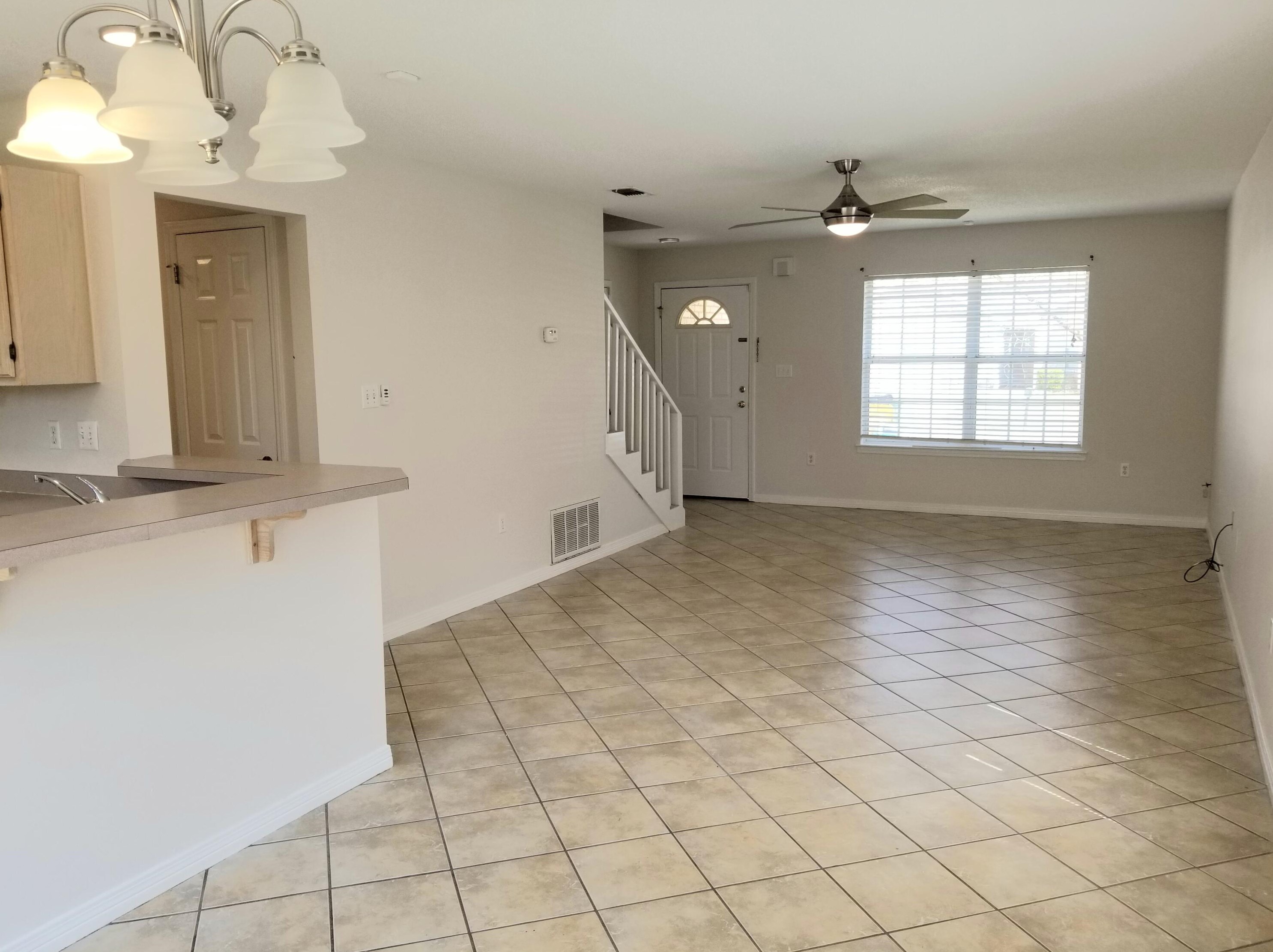 307 Rue Dianne, Mary Esther, FL 32569-2344