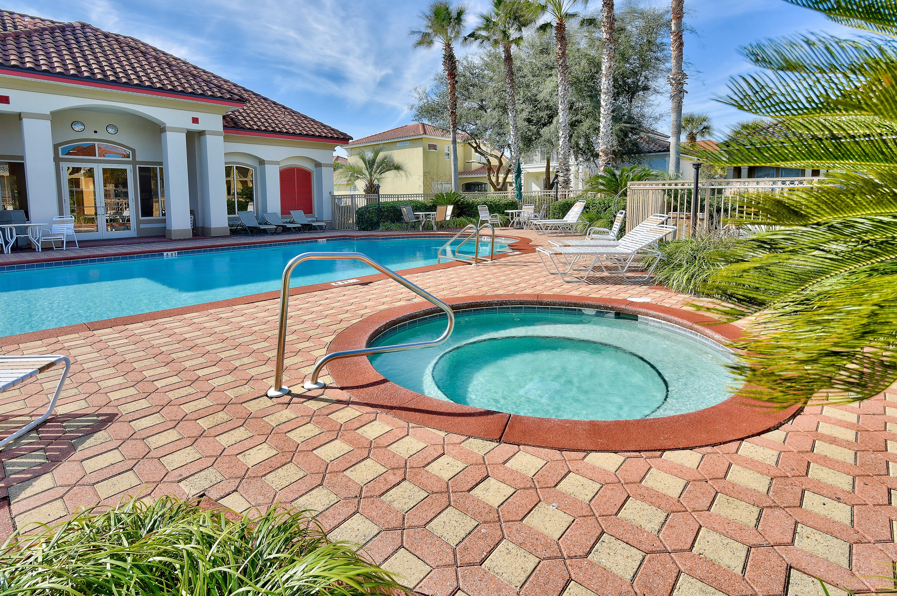 319 Ln Valencia Cir, Panama City FL 32413-3343 exterior