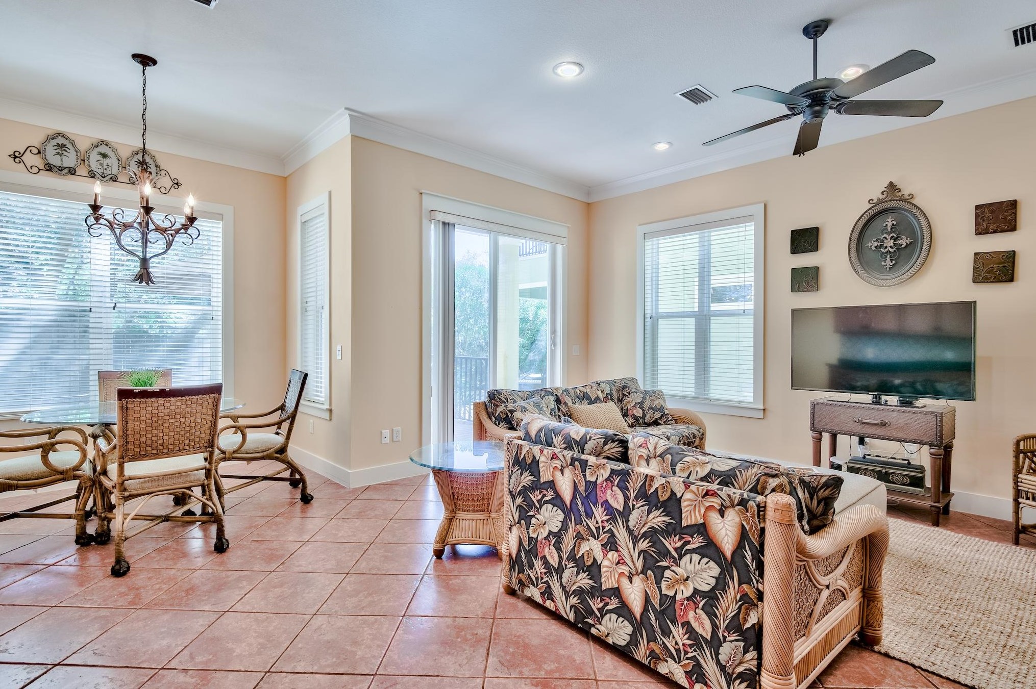 319 Ln Valencia Cir, Panama City FL 32413-3343 exterior