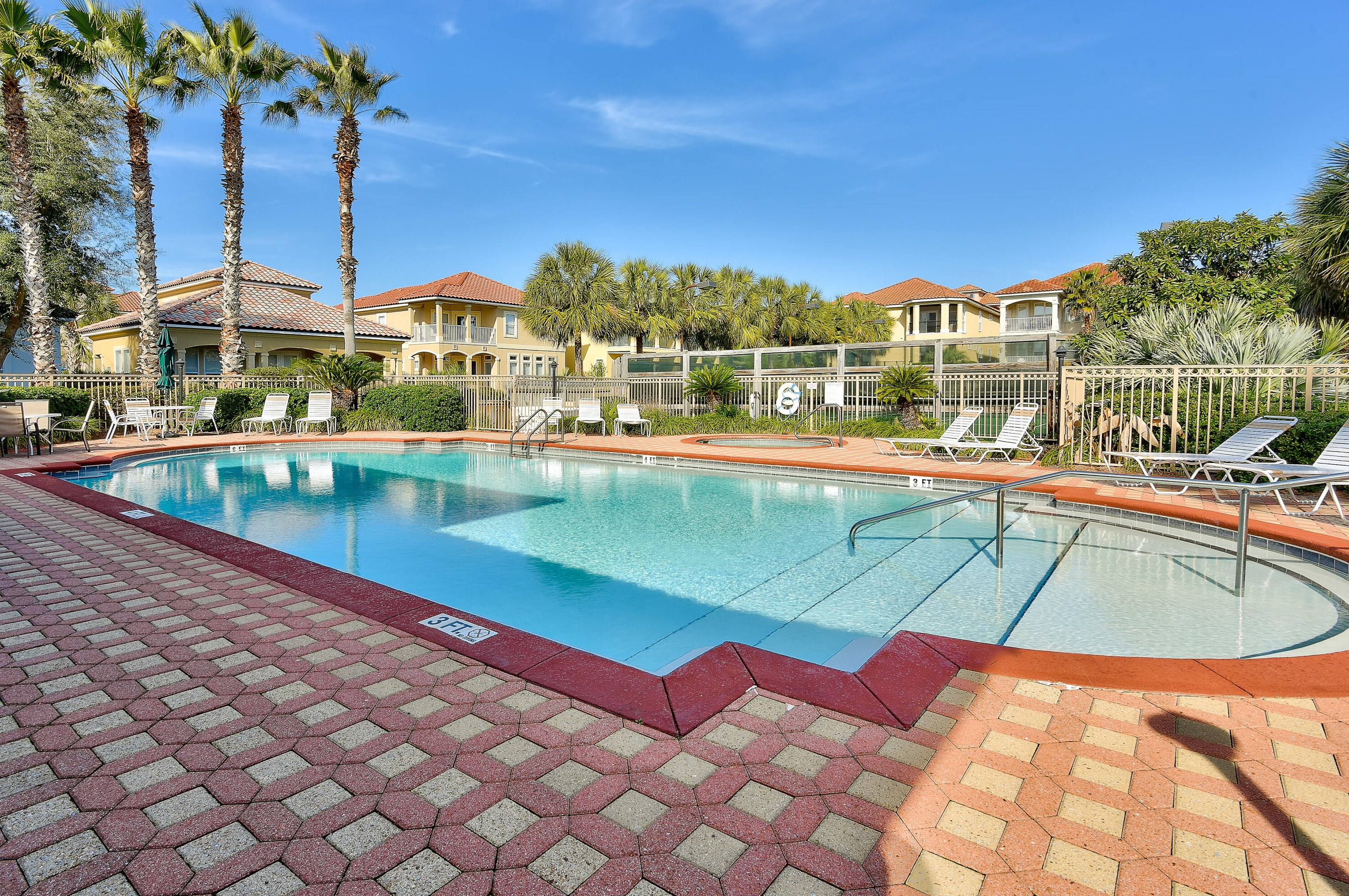 319 Ln Valencia Cir, Panama City FL 32413-3343 exterior