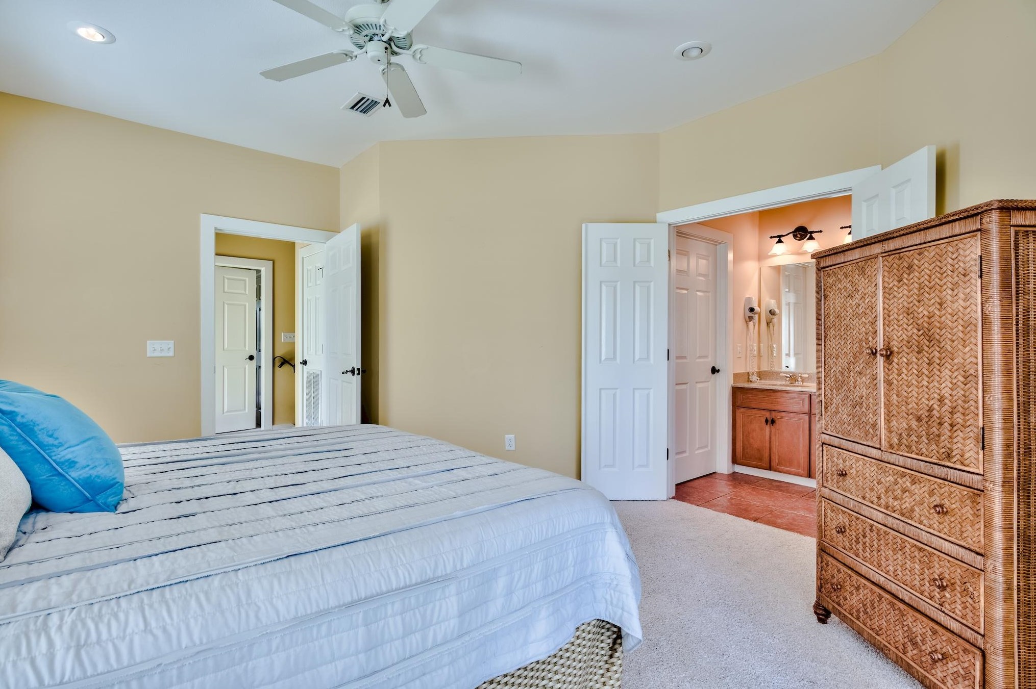 319 Ln Valencia Cir, Panama City FL 32413-3343 exterior