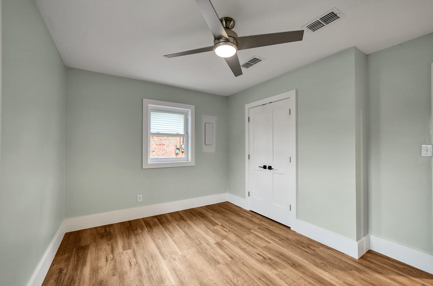 122 Dyer St, Niceville FL  32578-2623 exterior