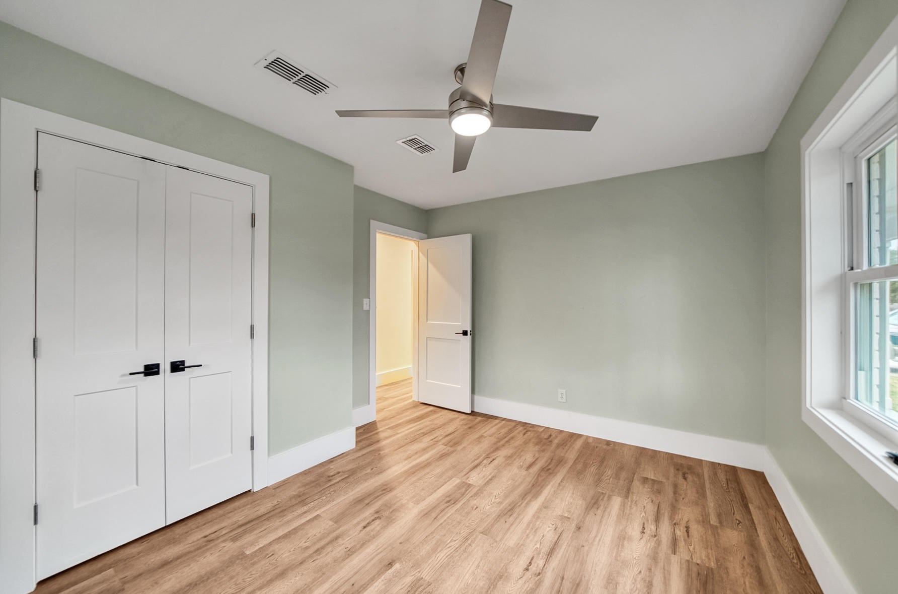 122 Dyer St, Niceville FL  32578-2623 exterior