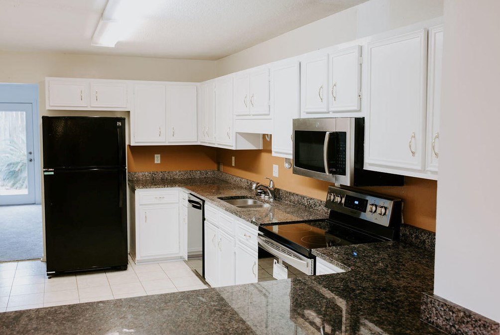 355 Honey Cove Ct, Fort Walton Beach, FL 32548-5212