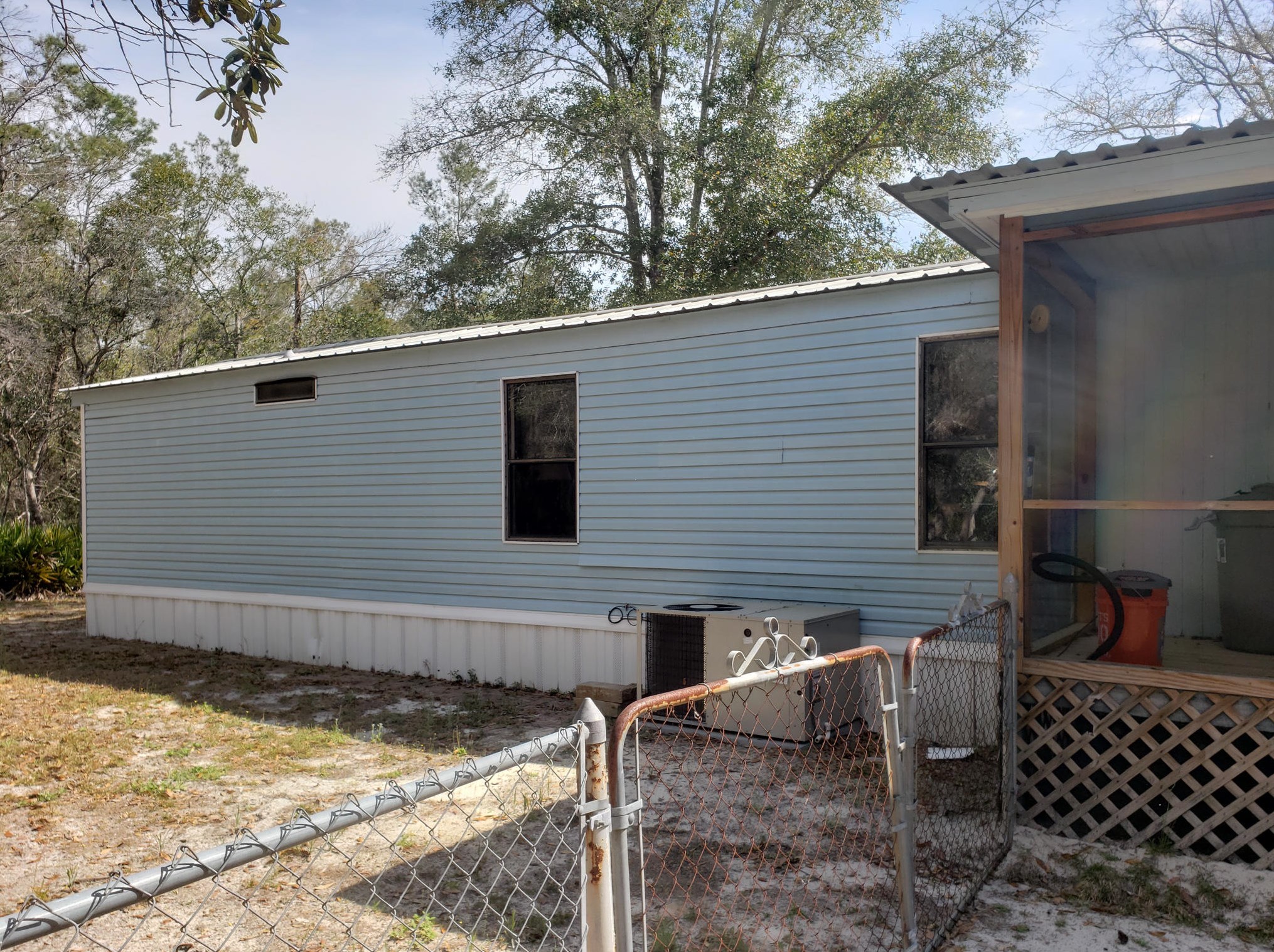 74 Maple St, Freeport, FL 32439