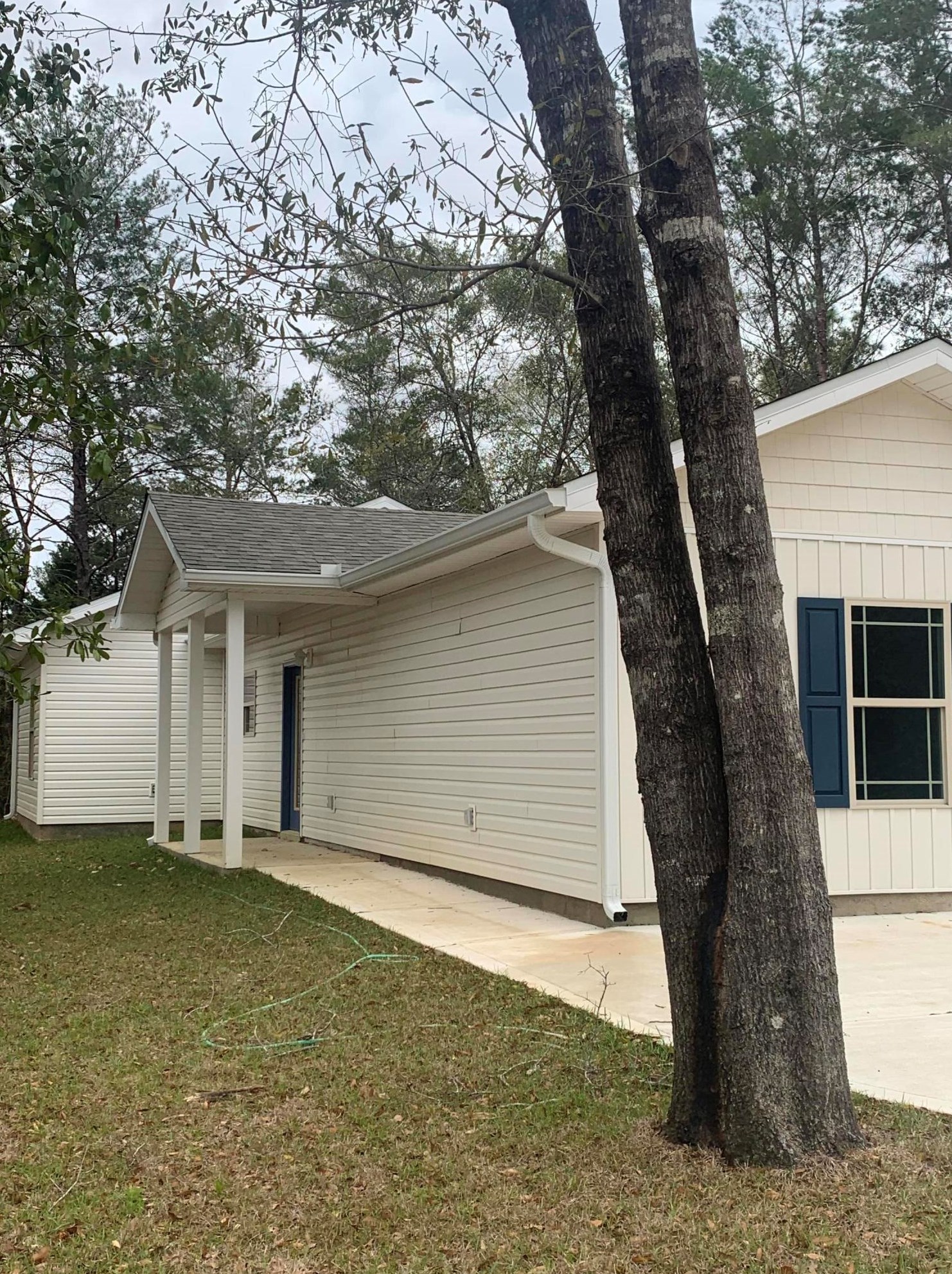 650 Cypress Ave, Defuniak Springs, FL 32433