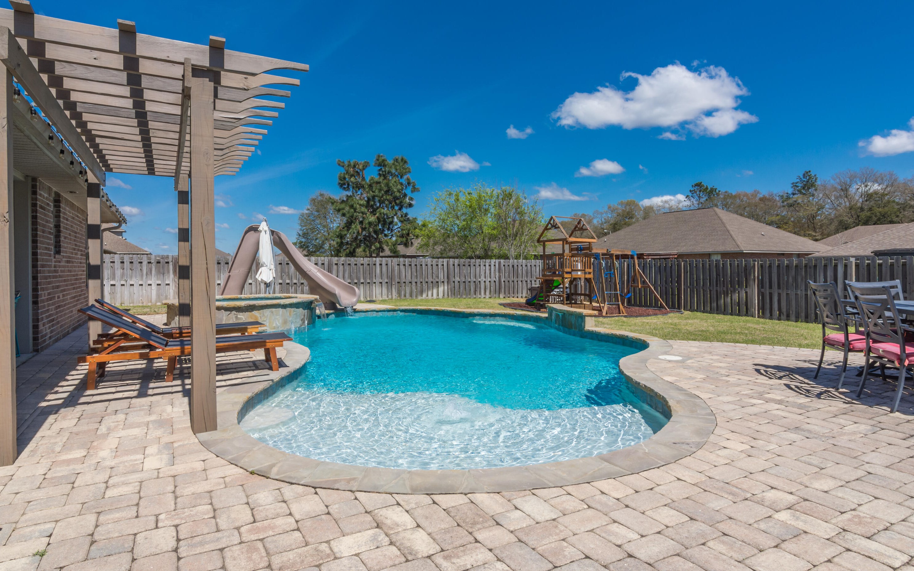 5451 Lee Farm Blvd, Crestview, FL 32536-5454