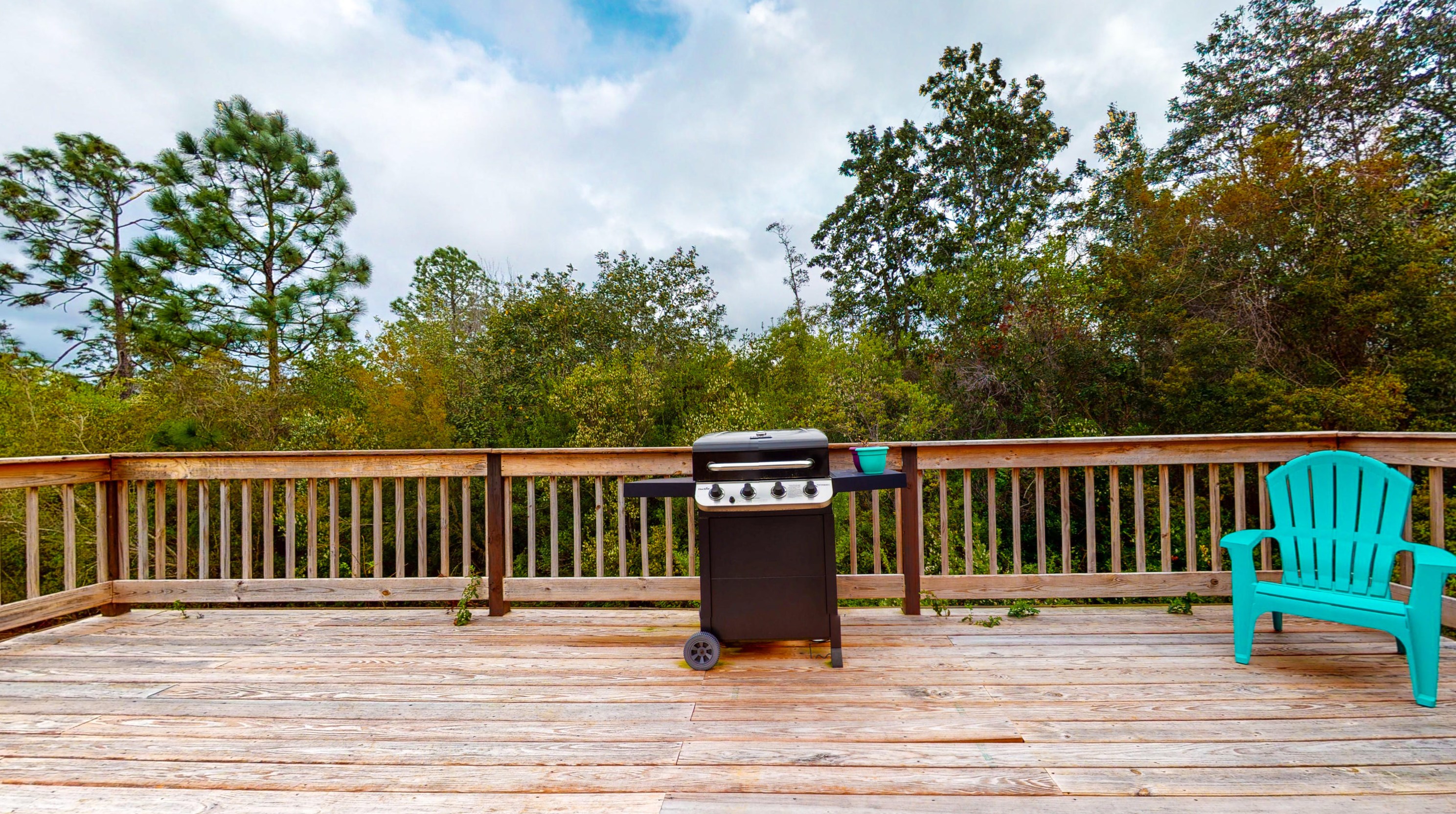 306 Shield Dr, Crestview FL  32539-4363 exterior