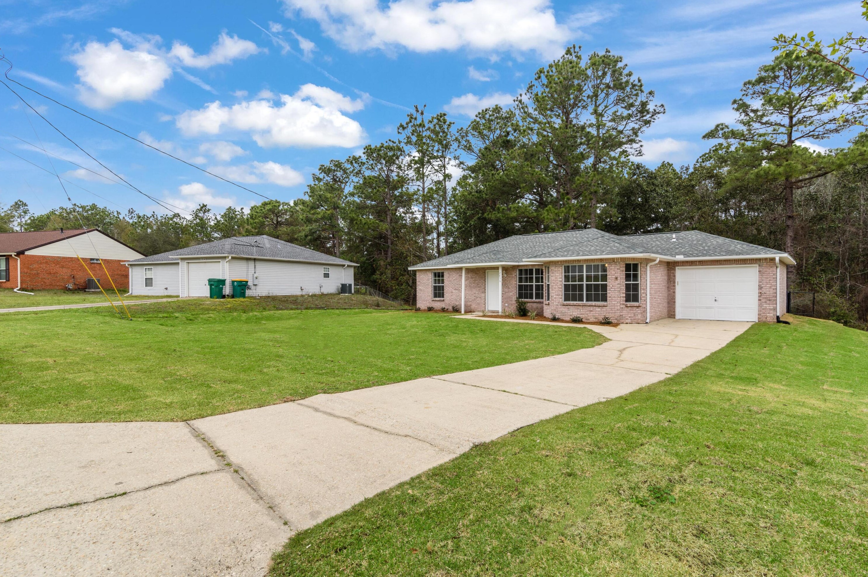 2856 Penney Ln, Crestview, FL 32539-6322