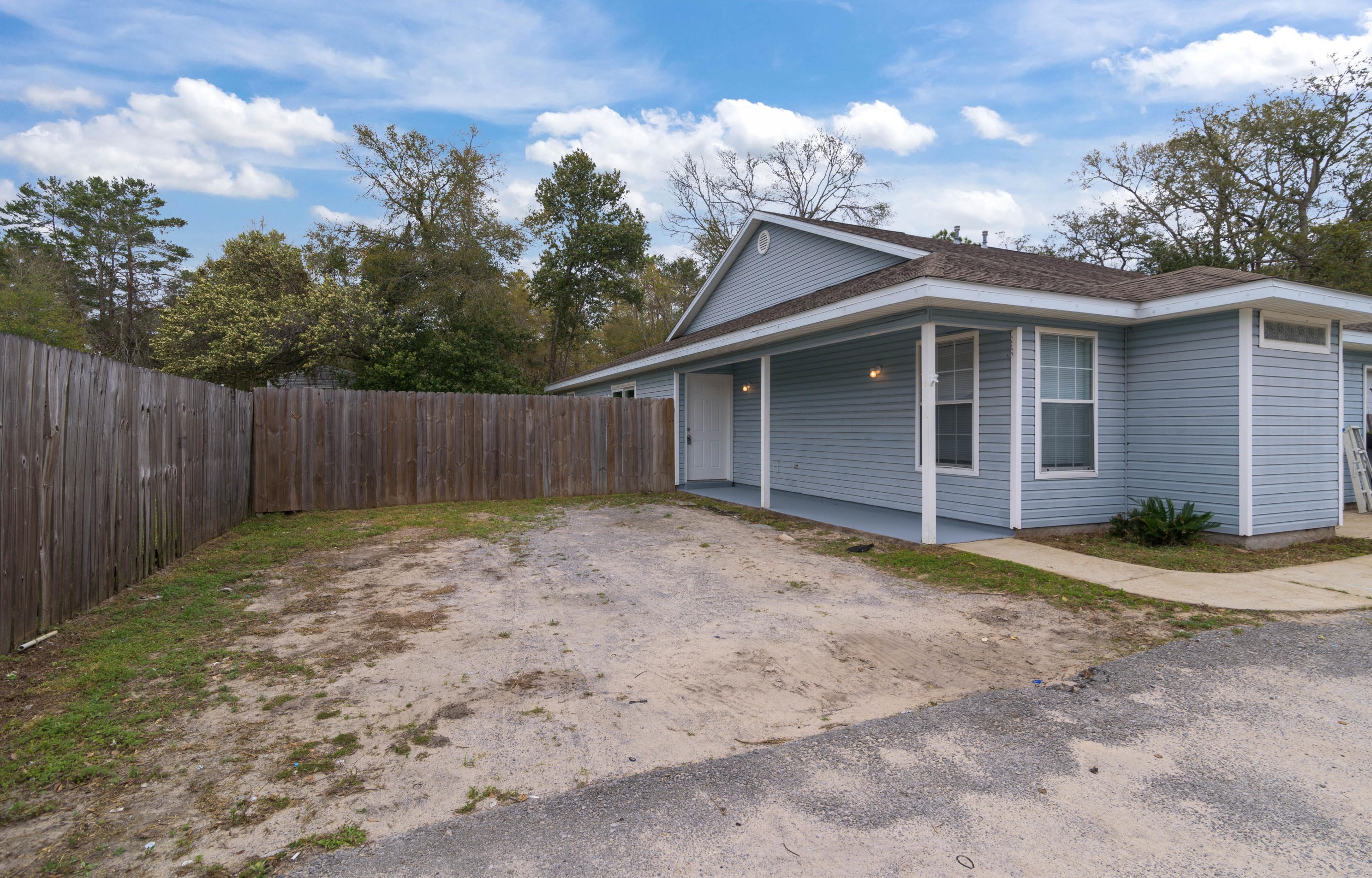 203 Jenna Jessi Rd, Fort Walton Beach, FL 32547-7157
