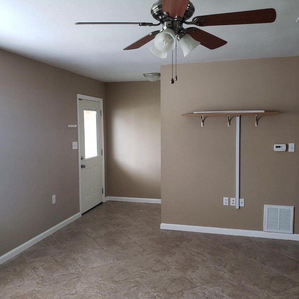 828 Meadow Ln, Fort Walton Beach, FL 32547
