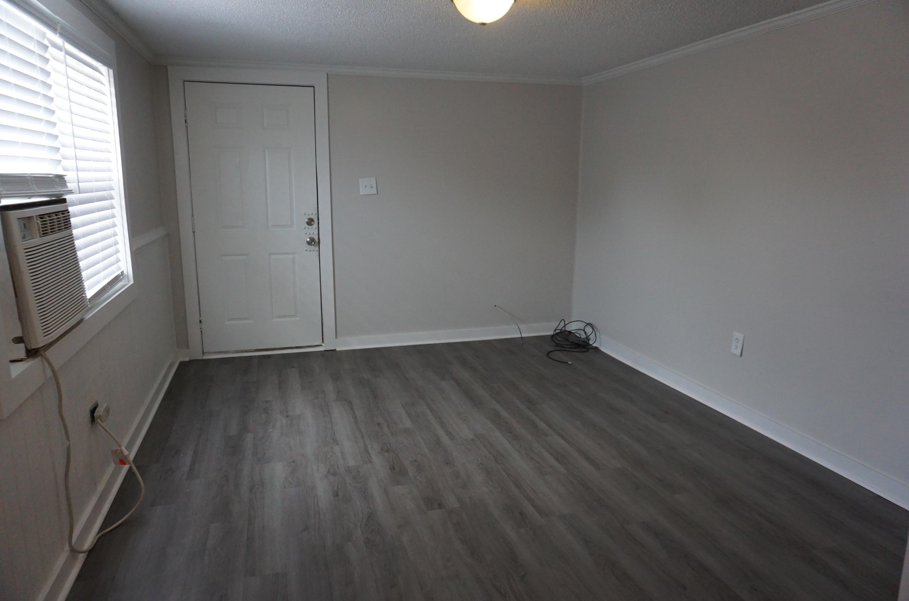 148 S John Sims Parkway S #b, Niceville, FL 32578