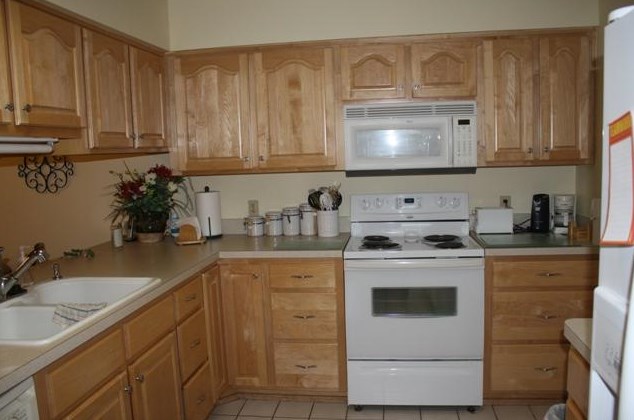 83 Catamaran Ln, Shalimar, FL 32579