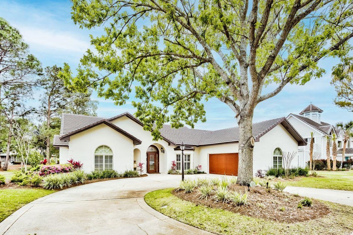 1142 Troon Dr, Destin, FL 32550-4509