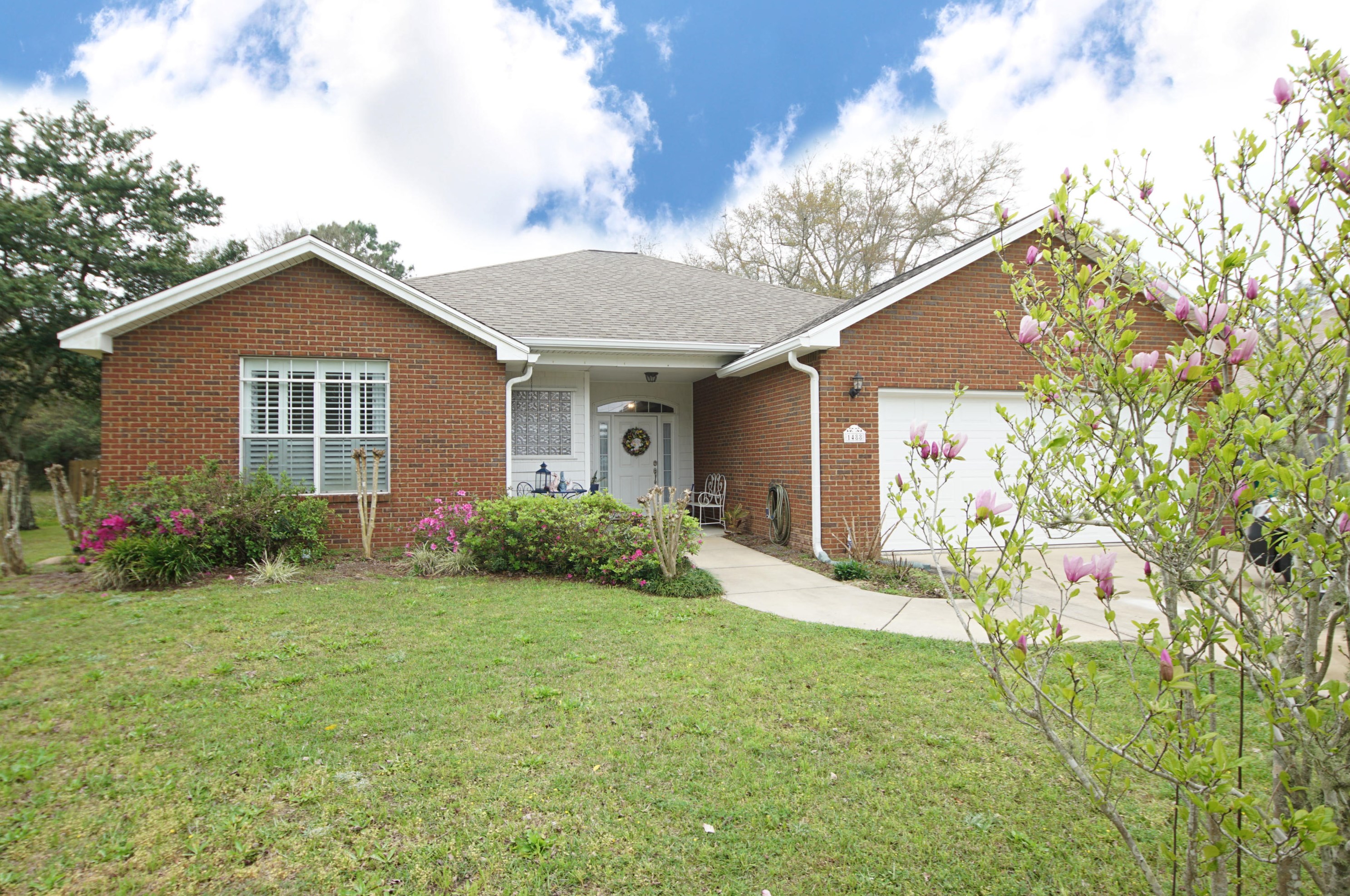 1488 Live Oak St, Niceville, FL 32578-9725